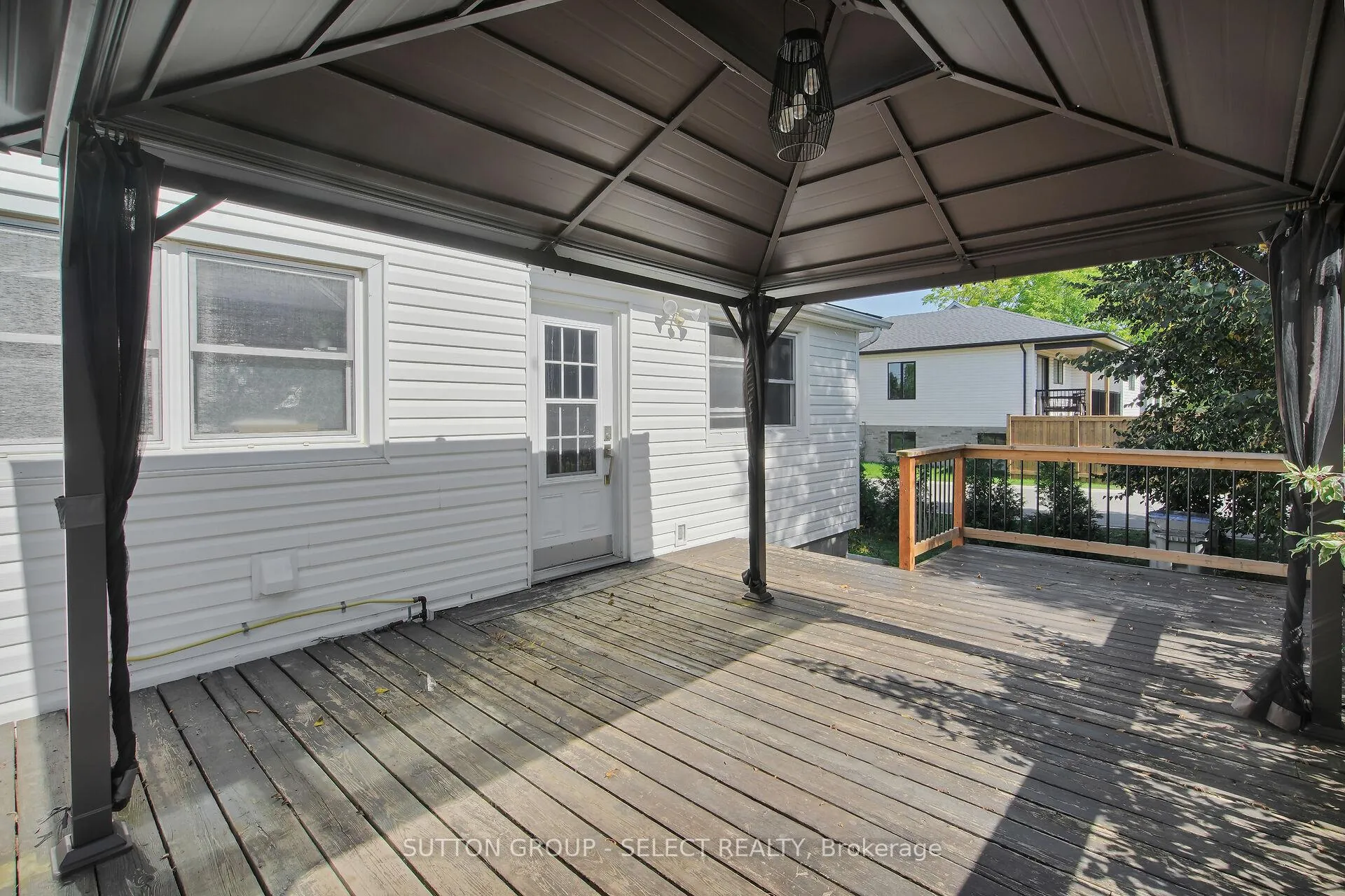 Photo 35 of 2617 Queens Street, Strathroy-Caradoc, Mount Brydges — HOMEH