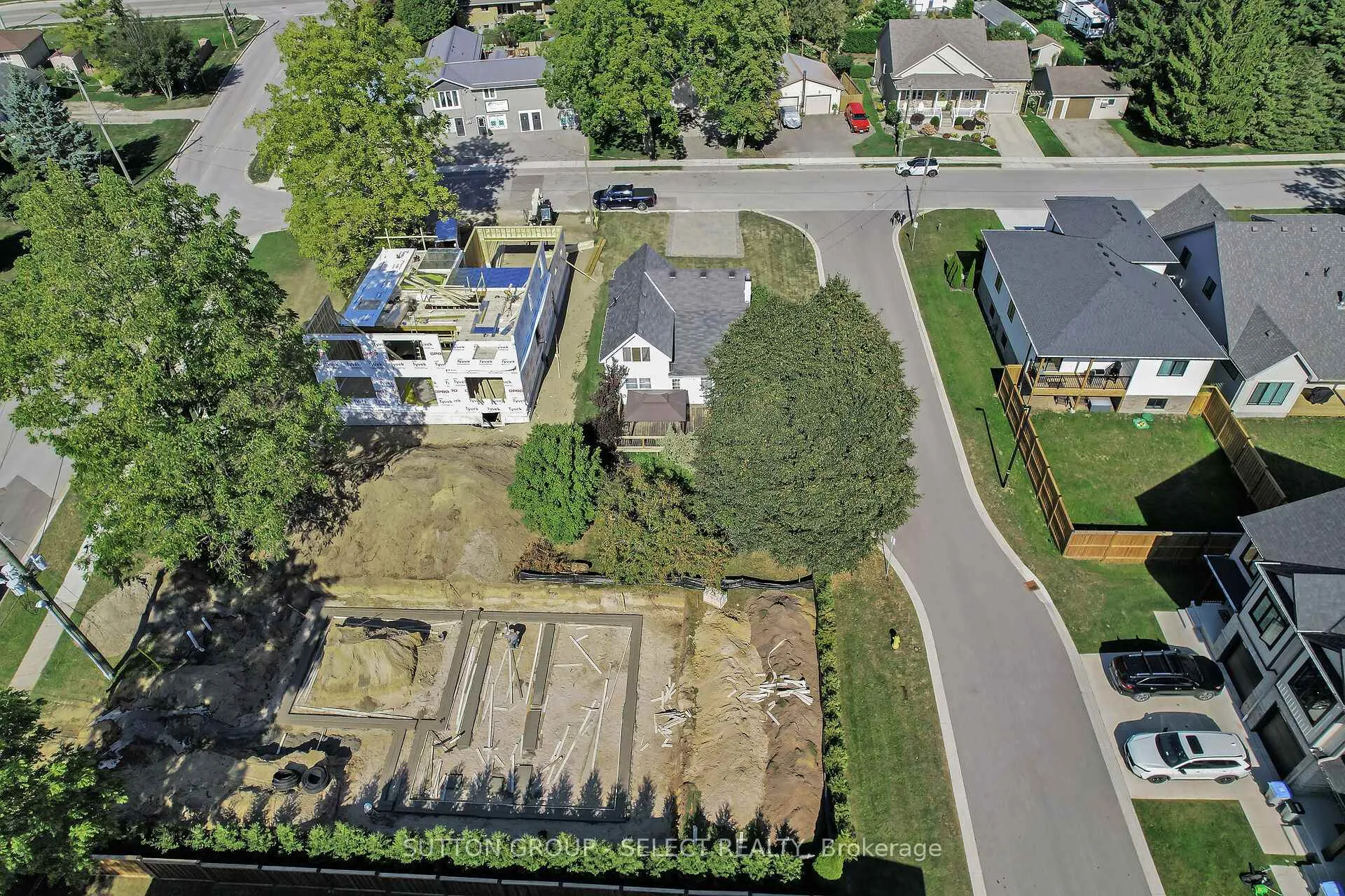 Photo 41 of 2617 Queens Street, Strathroy-Caradoc, Mount Brydges — HOMEH