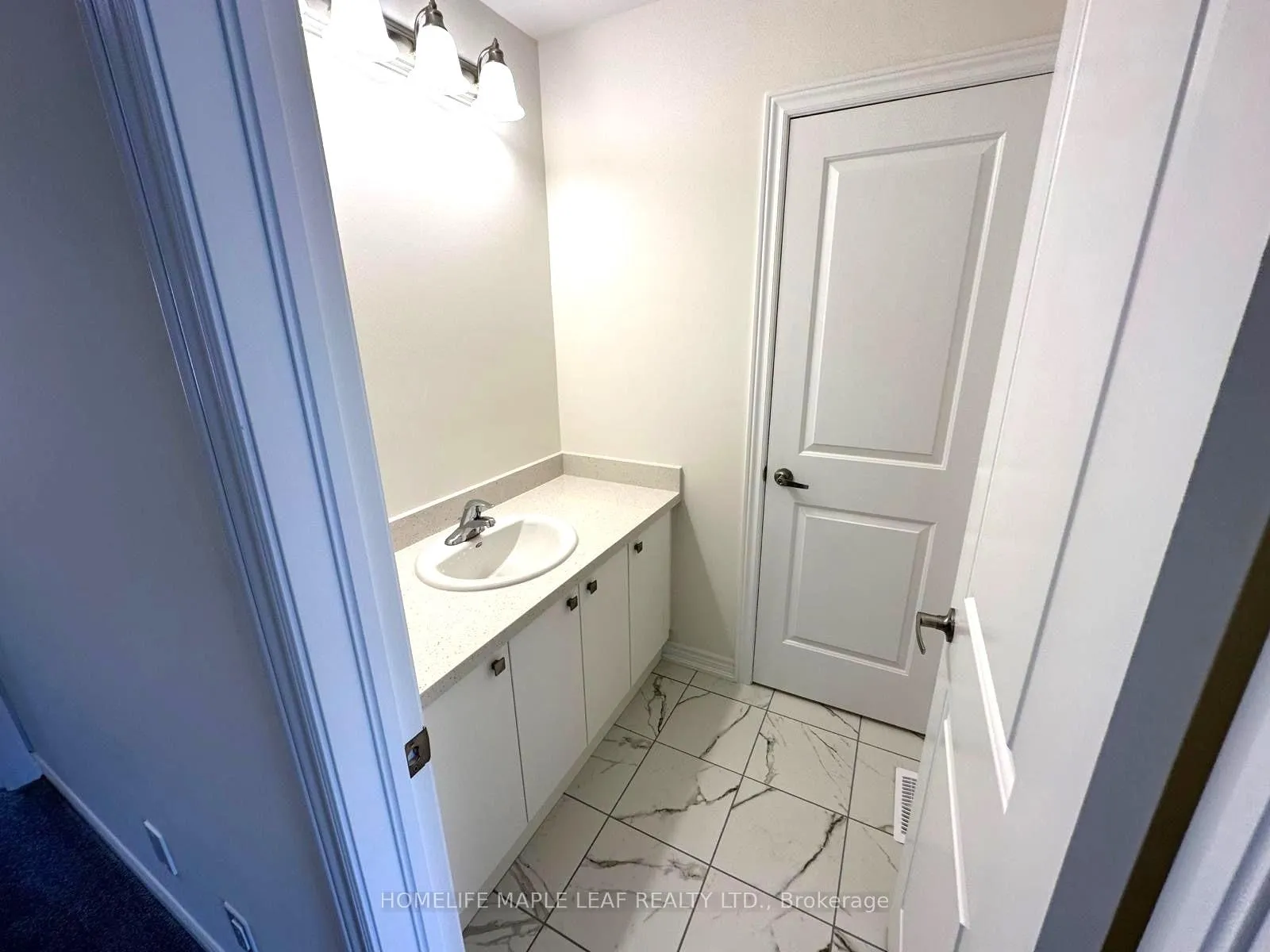 Photo 13 of 84 Grassbourne Avenue N, Kitchener — HOMEH