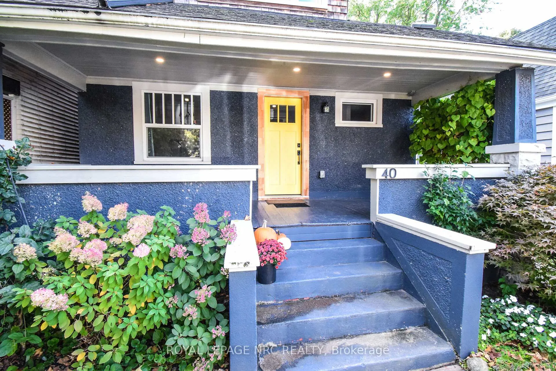 Photo 2 of 40 Louisa Street, St. Catharines, Downtown — HOMEH