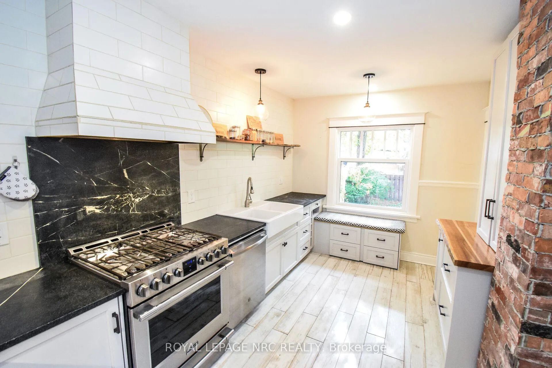 Photo 16 of 40 Louisa Street, St. Catharines, Downtown — HOMEH