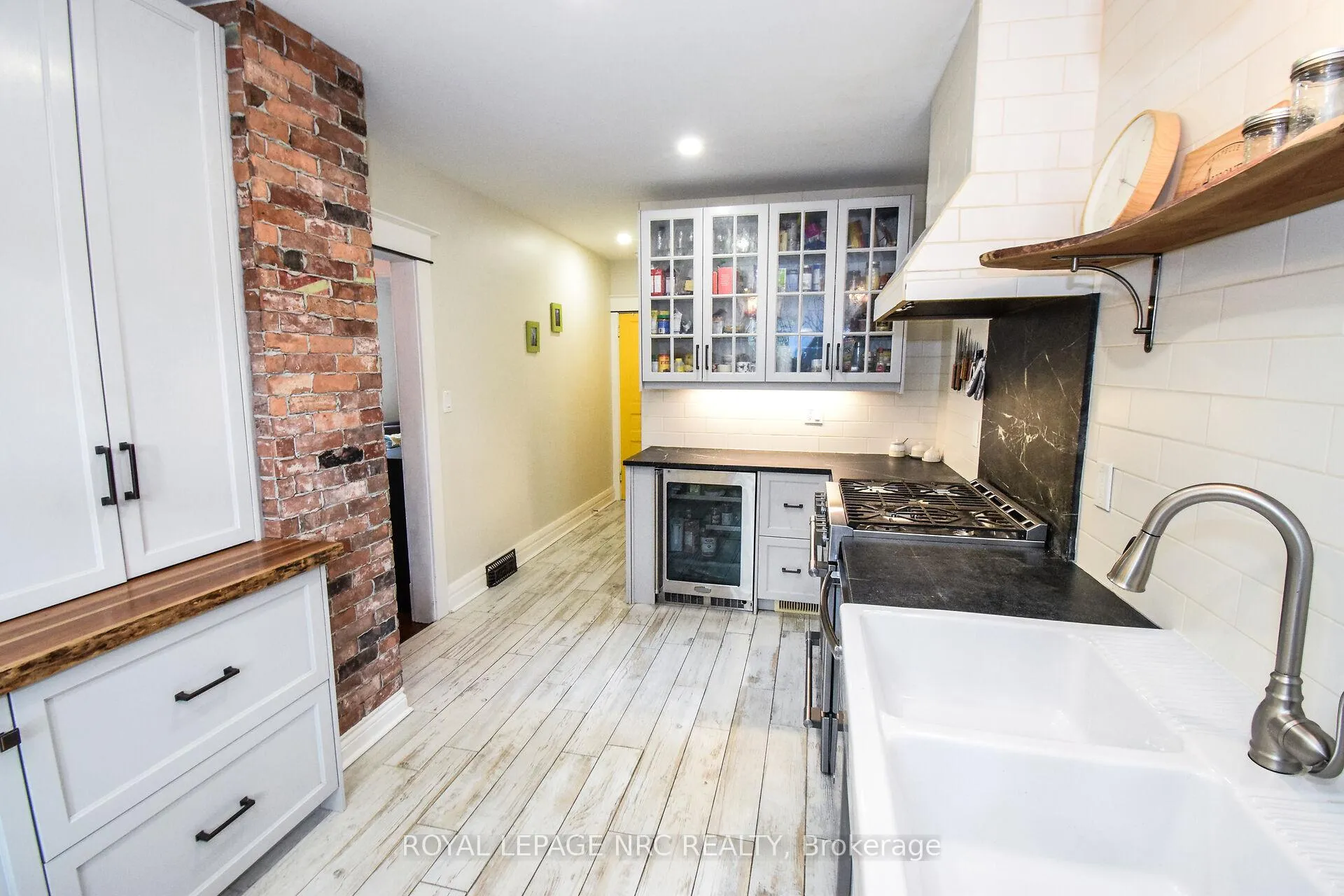 Photo 21 of 40 Louisa Street, St. Catharines, Downtown — HOMEH