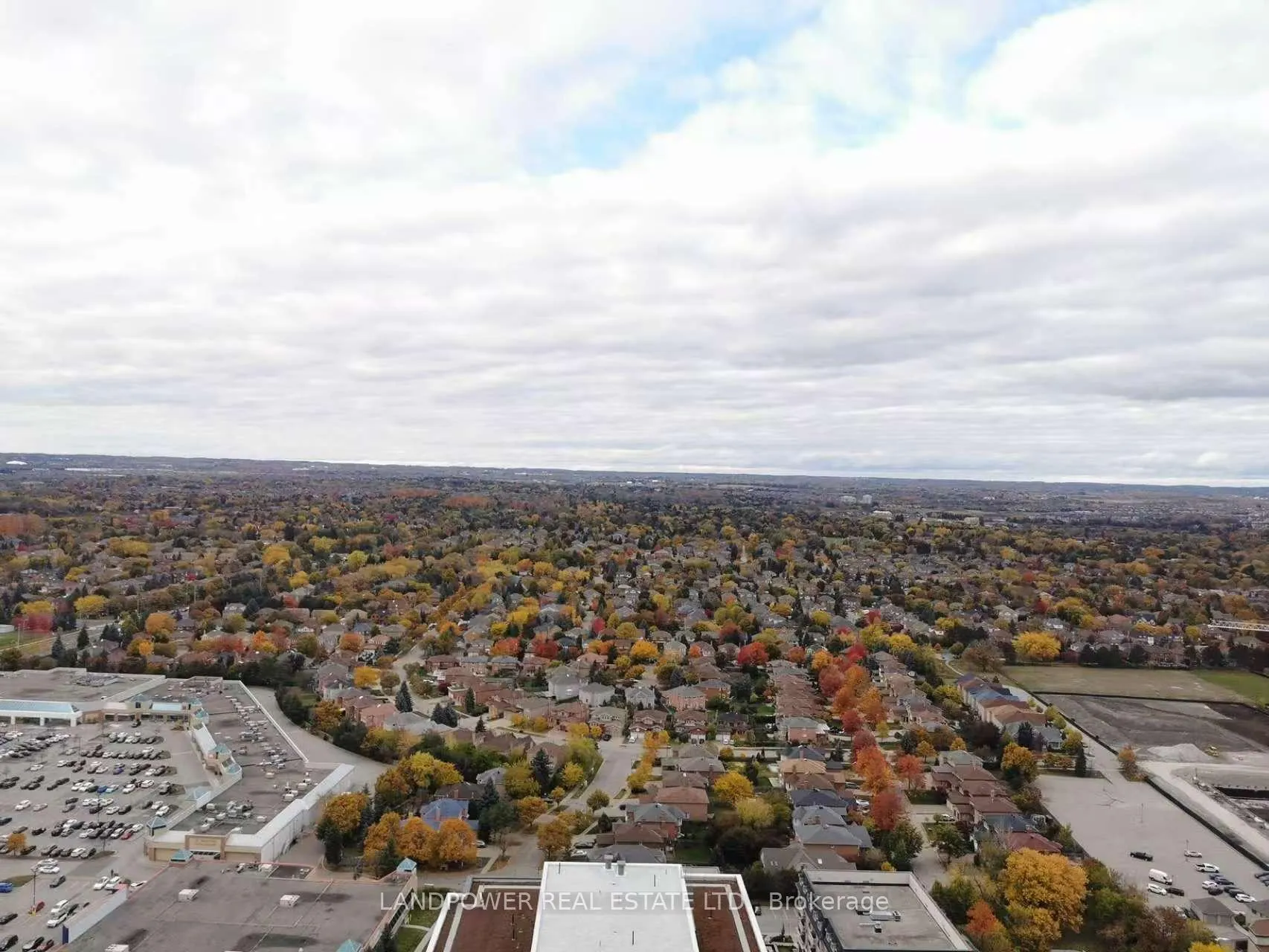 Photo 2 of Unit 4008, 8 Water Walk Drive, Markham, Unionville — HOMEH