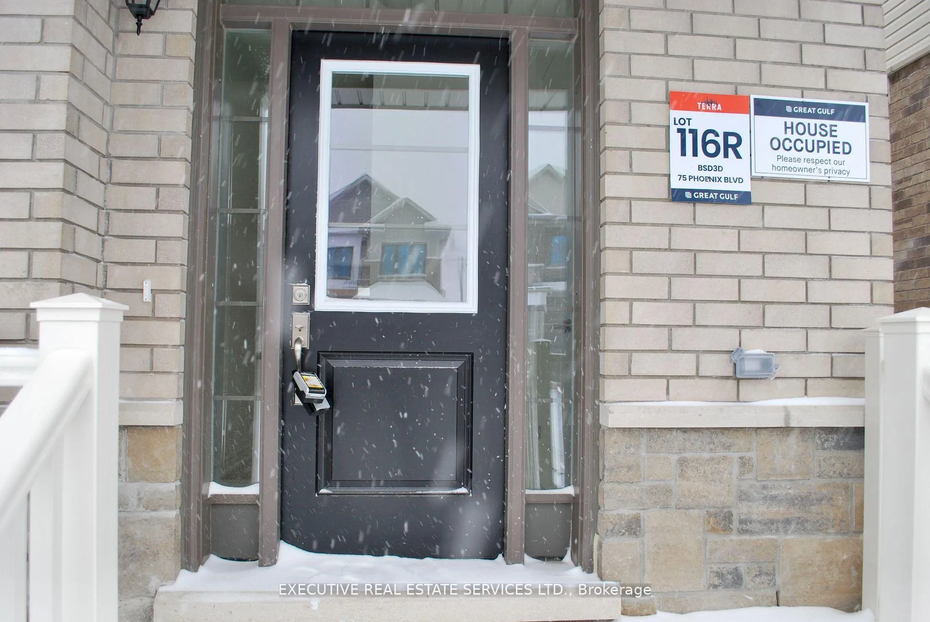Photo 2 of 75 Phoenix Boulevard, Barrie, Rural Barrie Southeast — HOMEH