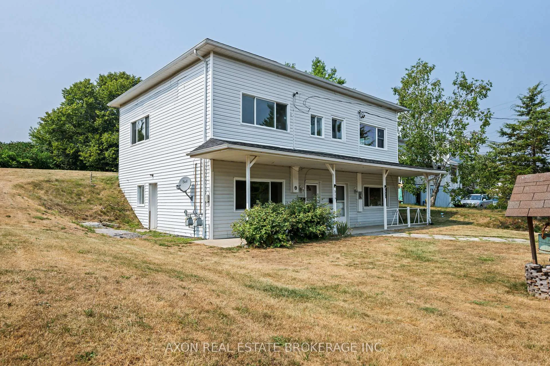 Photo 7 of 300-302 Coronation Boulevard, Loyalist, Amherstview — HOMEH