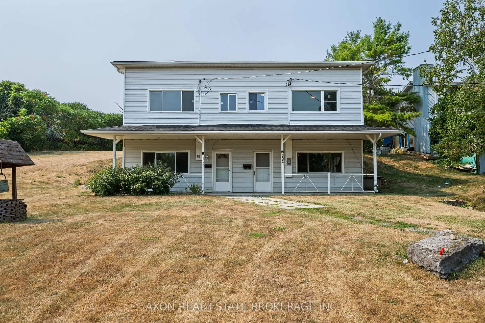 Photo 8 of 300-302 Coronation Boulevard, Loyalist, Amherstview — HOMEH