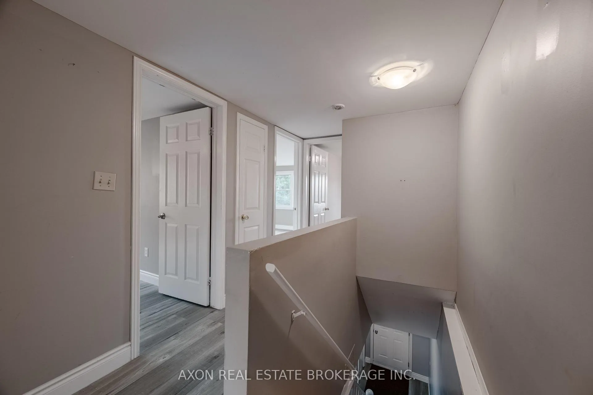 Photo 20 of 300-302 Coronation Boulevard, Loyalist, Amherstview — HOMEH