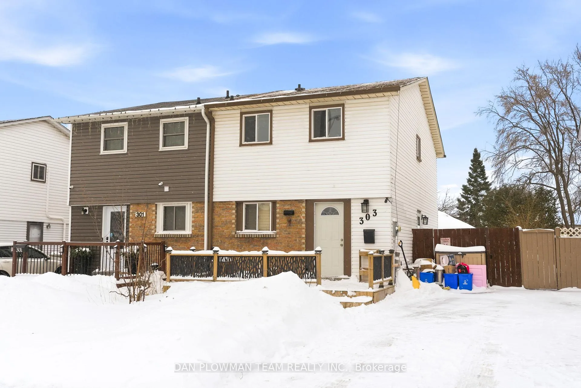Photo 3 of 303 Phillip Murray Avenue, Oshawa, Lakeview — HOMEH