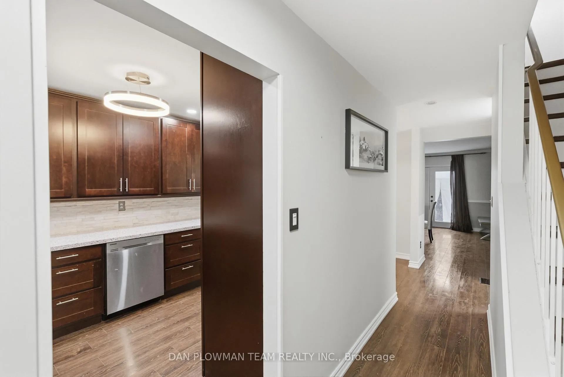 Photo 6 of 303 Phillip Murray Avenue, Oshawa, Lakeview — HOMEH