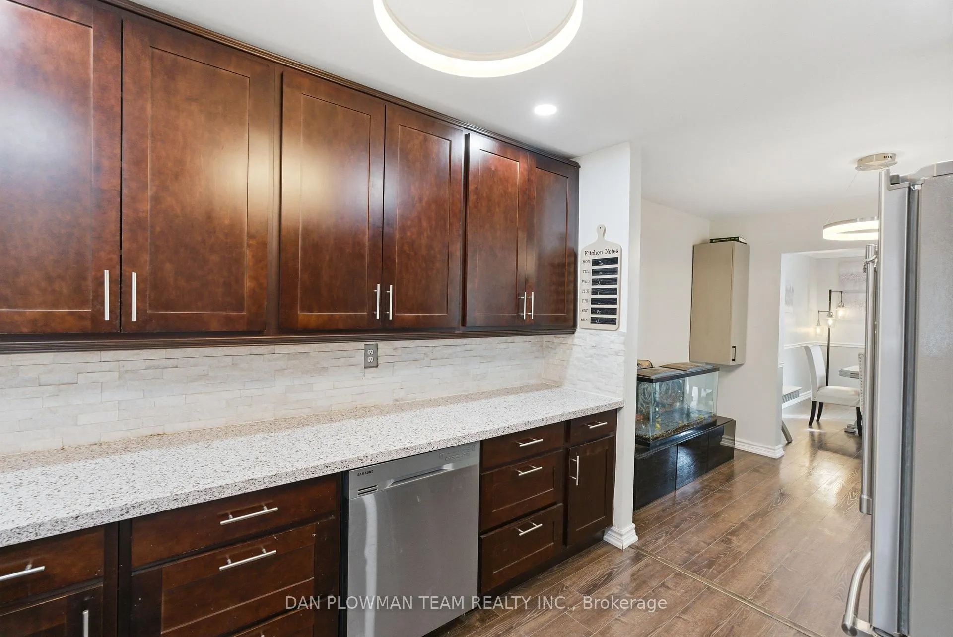 Photo 9 of 303 Phillip Murray Avenue, Oshawa, Lakeview — HOMEH