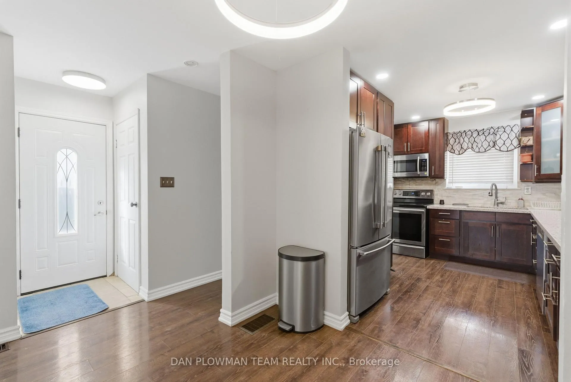 Photo 15 of 303 Phillip Murray Avenue, Oshawa, Lakeview — HOMEH