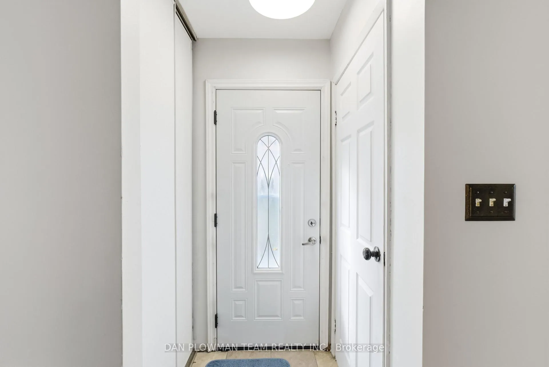 Photo 18 of 303 Phillip Murray Avenue, Oshawa, Lakeview — HOMEH