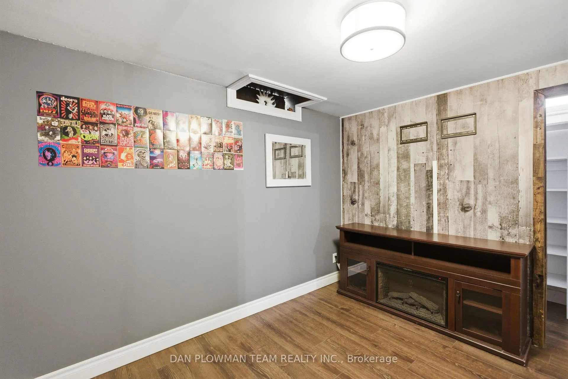 Photo 29 of 303 Phillip Murray Avenue, Oshawa, Lakeview — HOMEH