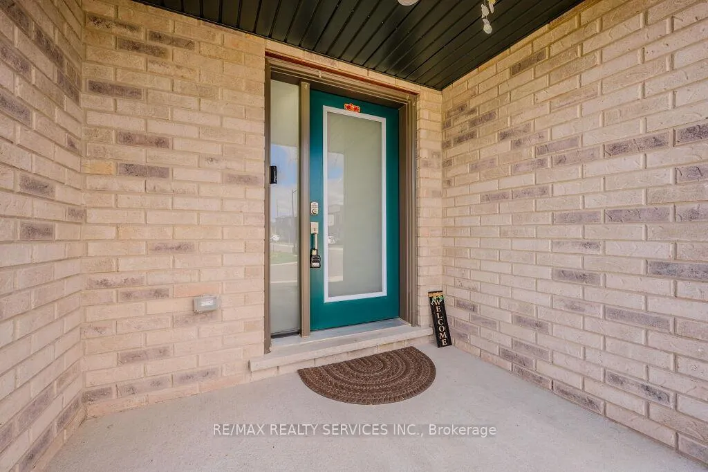Photo 5 of 15 Pony Way, Kitchener — HOMEH