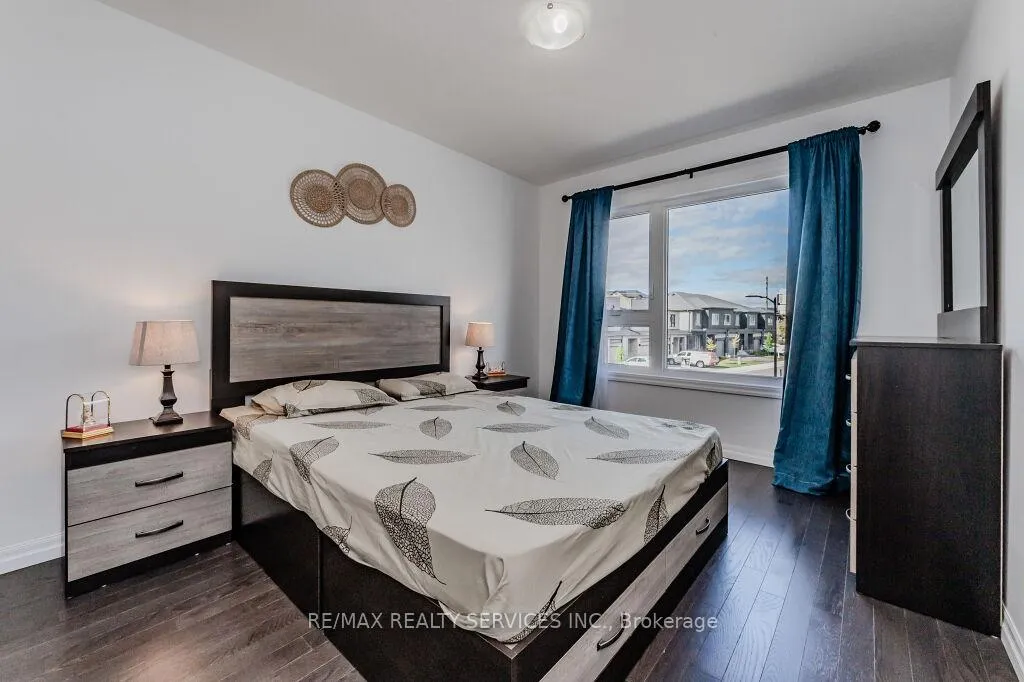 Photo 19 of 15 Pony Way, Kitchener — HOMEH