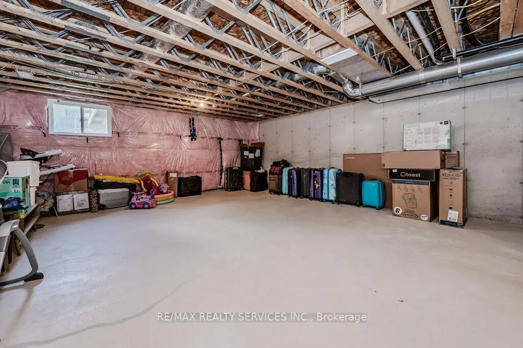 Photo 29 of 15 Pony Way, Kitchener — HOMEH