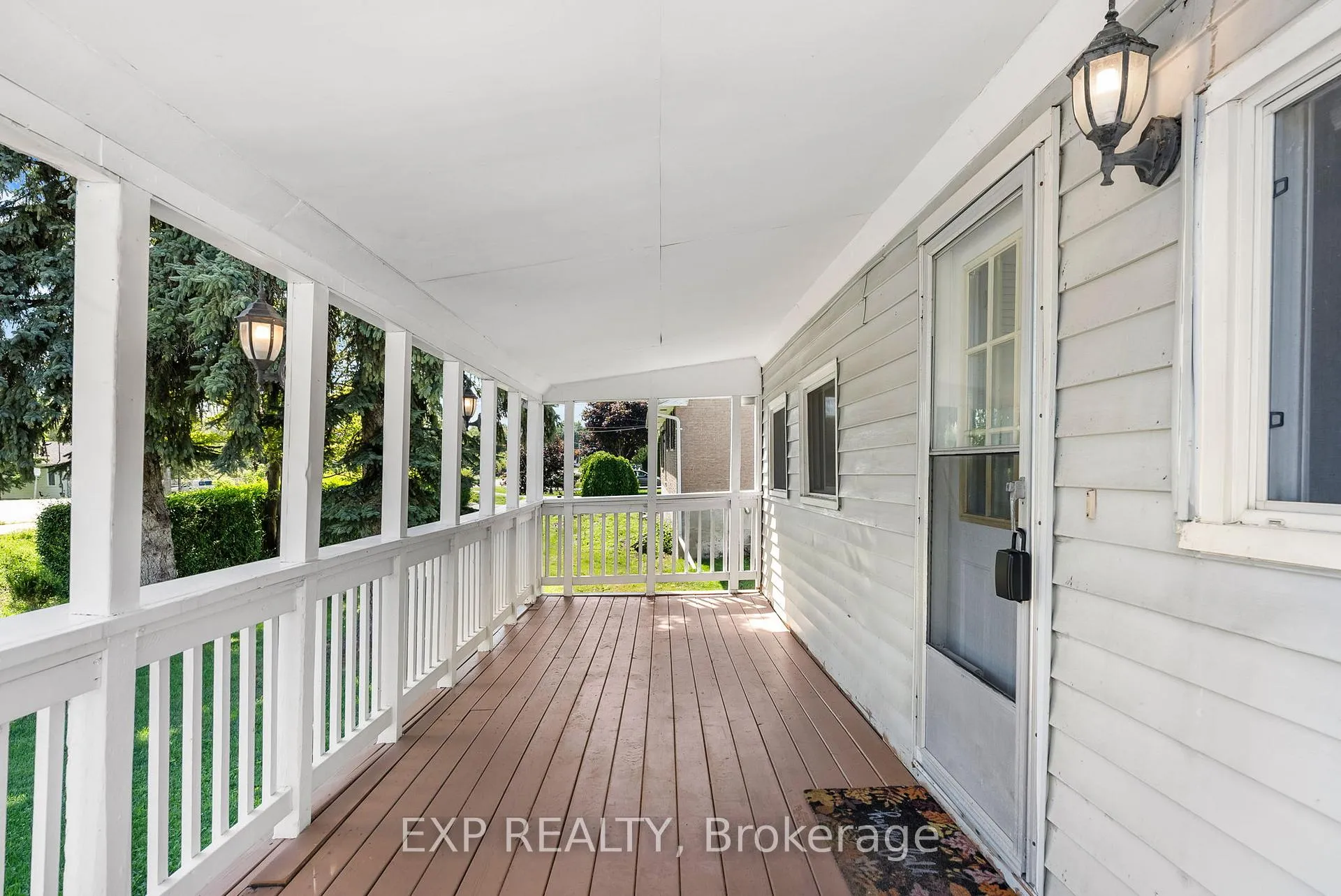 Photo 3 of 148 Morton Avenue, Georgina, Keswick North — HOMEH