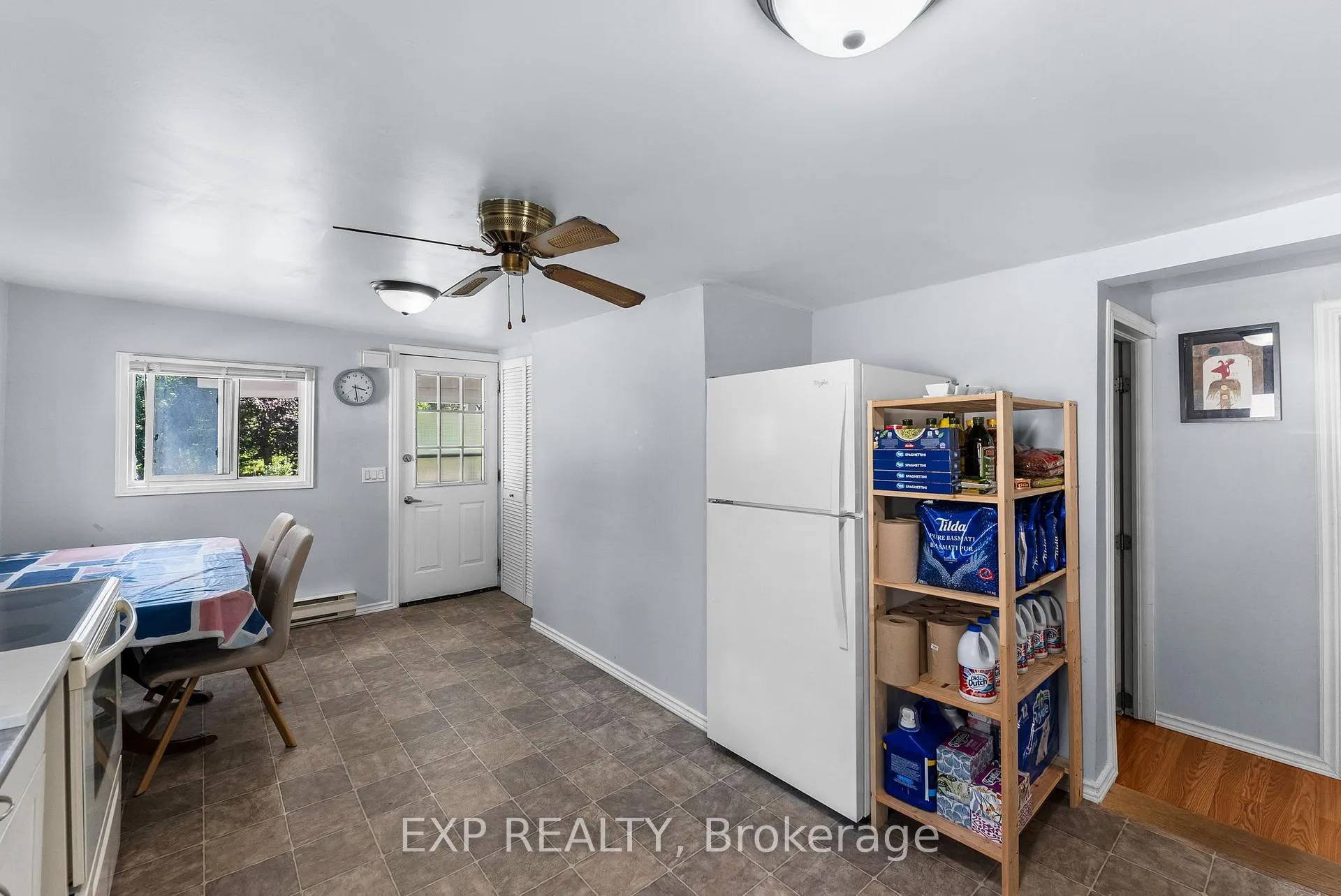 Photo 7 of 148 Morton Avenue, Georgina, Keswick North — HOMEH