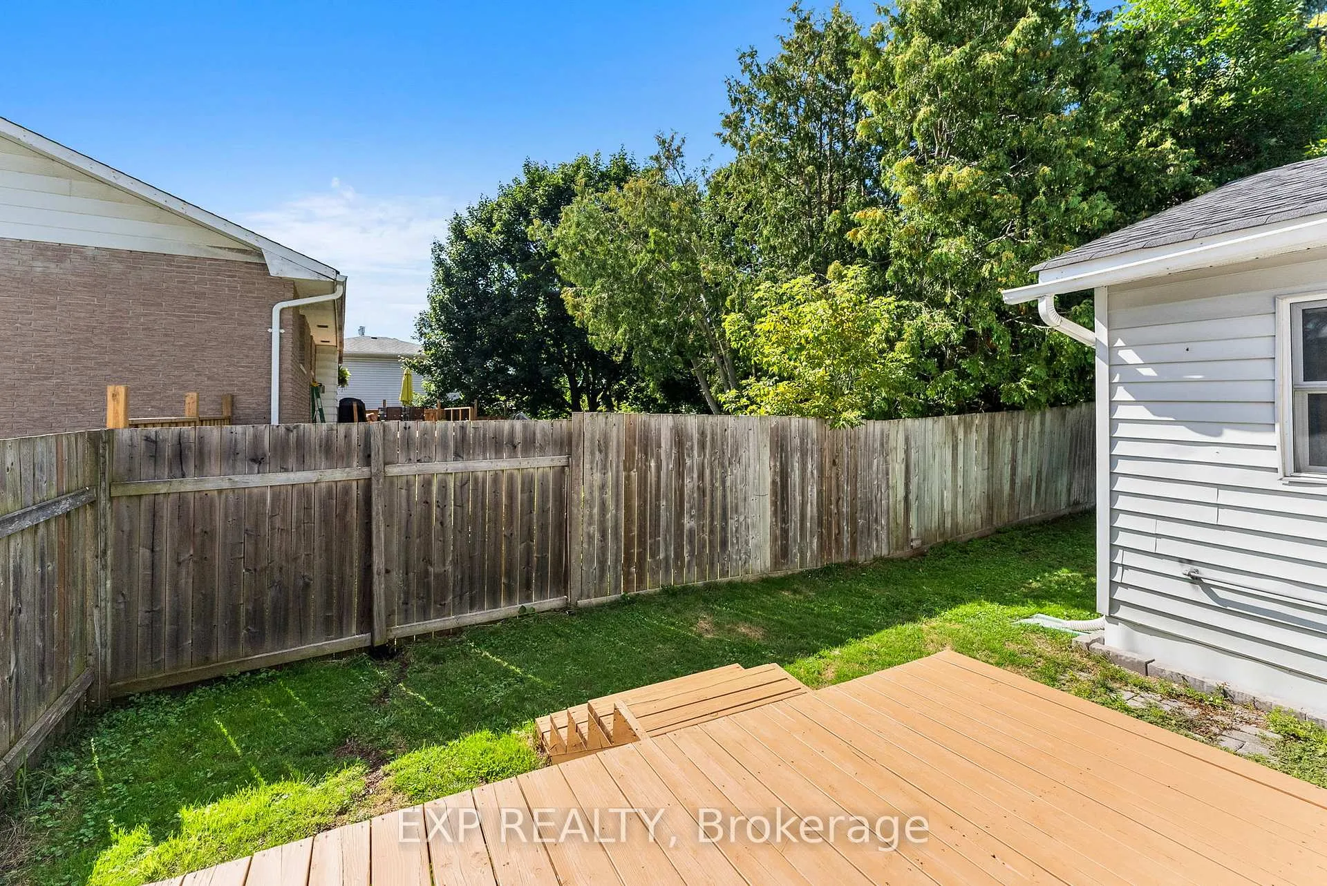 Photo 16 of 148 Morton Avenue, Georgina, Keswick North — HOMEH