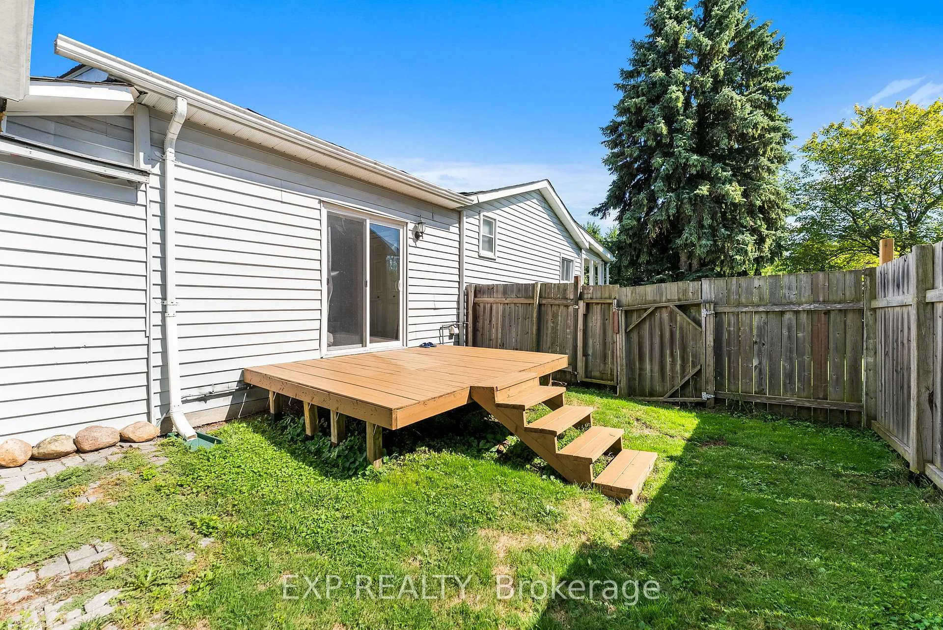 Photo 17 of 148 Morton Avenue, Georgina, Keswick North — HOMEH