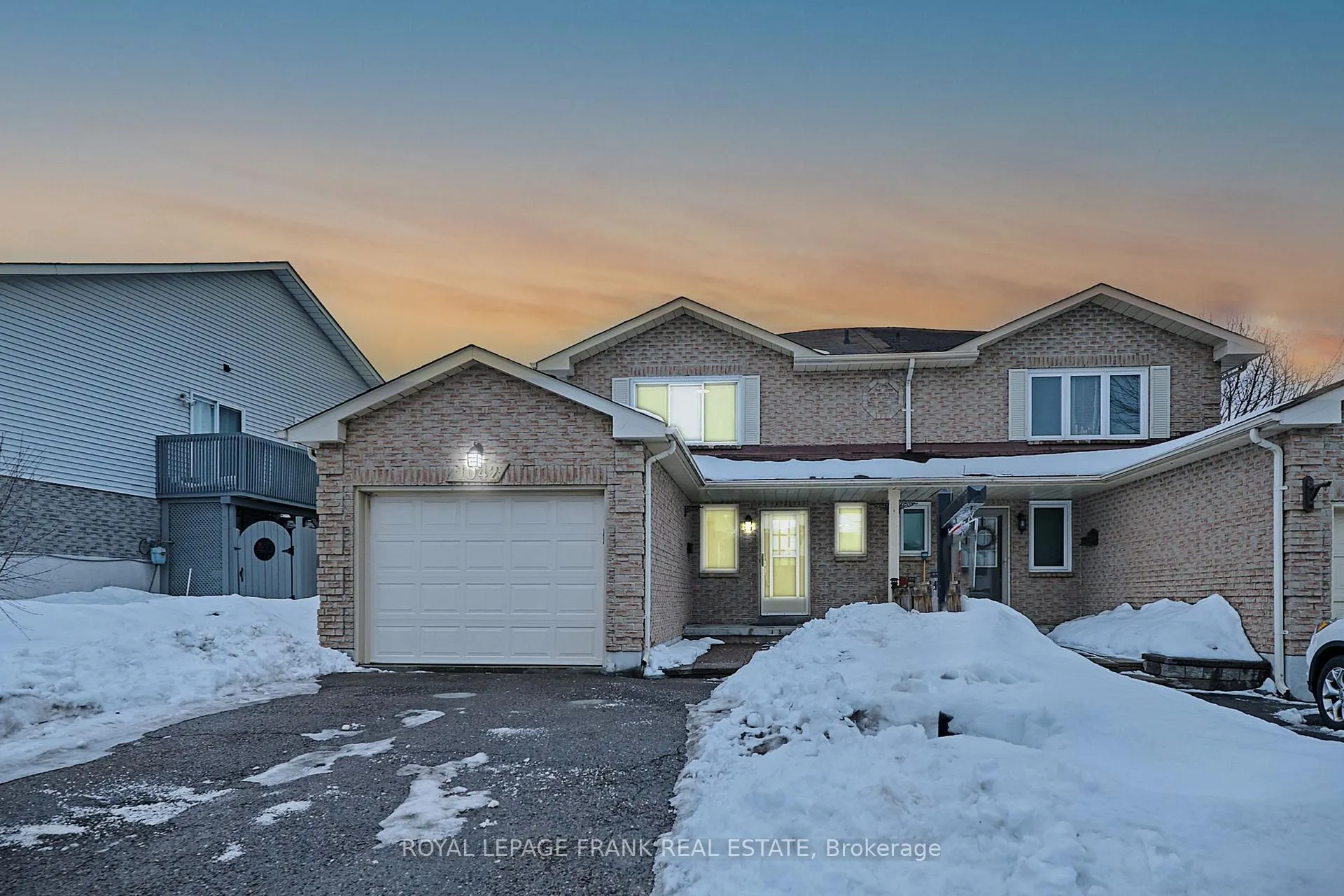 Photo 1 of 1042 Attersley Drive, Oshawa, Pinecrest — HOMEH