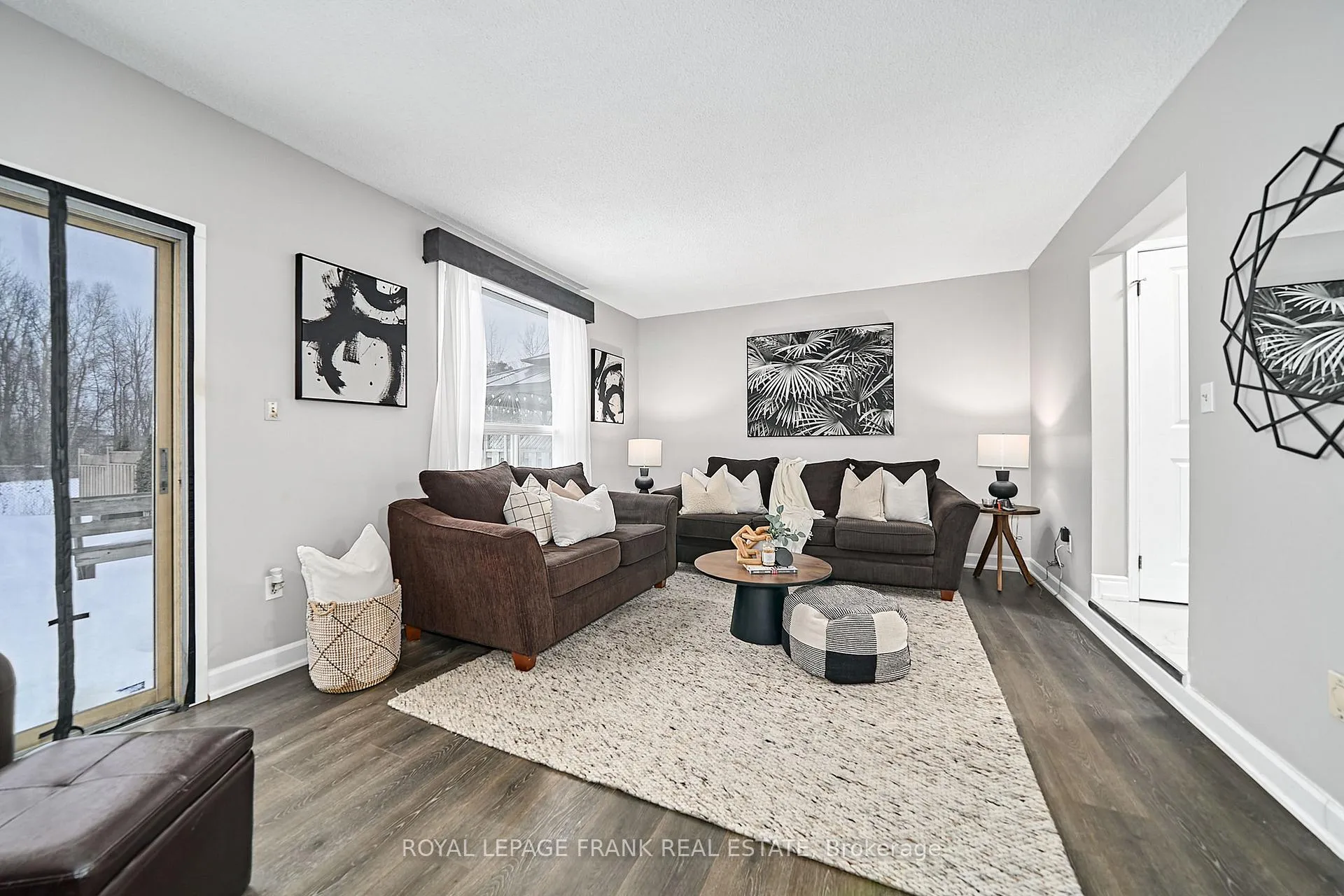 Photo 7 of 1042 Attersley Drive, Oshawa, Pinecrest — HOMEH