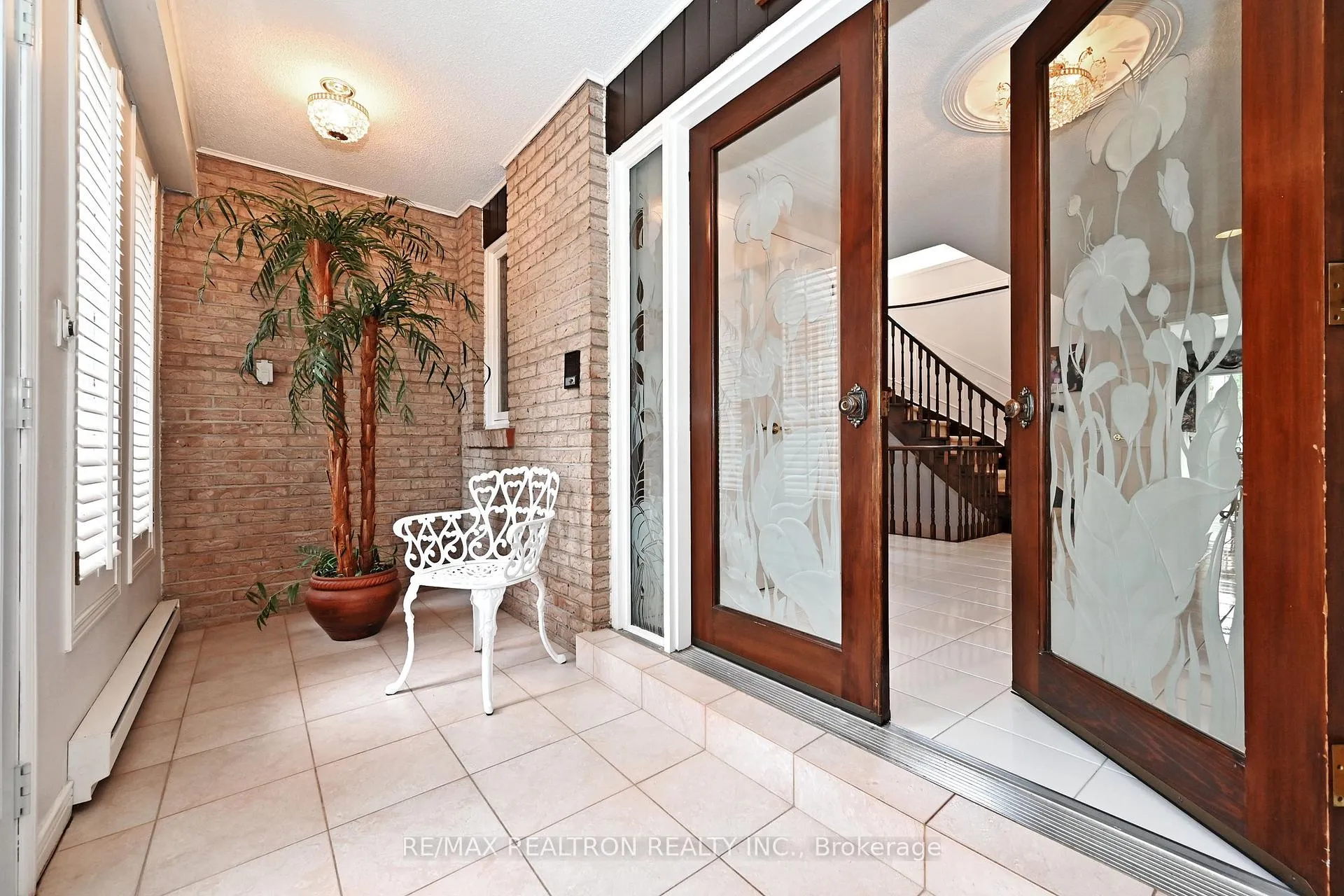 Photo 4 of 3 Whitelaw Court, Markham, Grandview — HOMEH