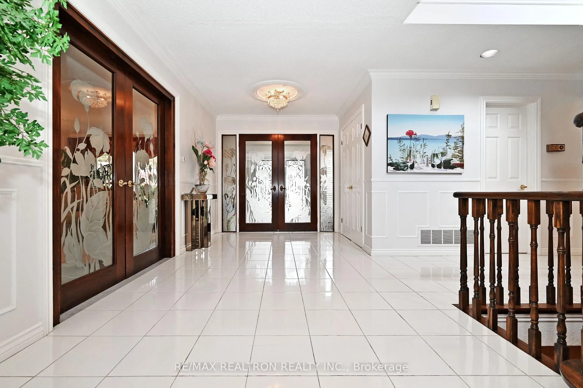 Photo 6 of 3 Whitelaw Court, Markham, Grandview — HOMEH
