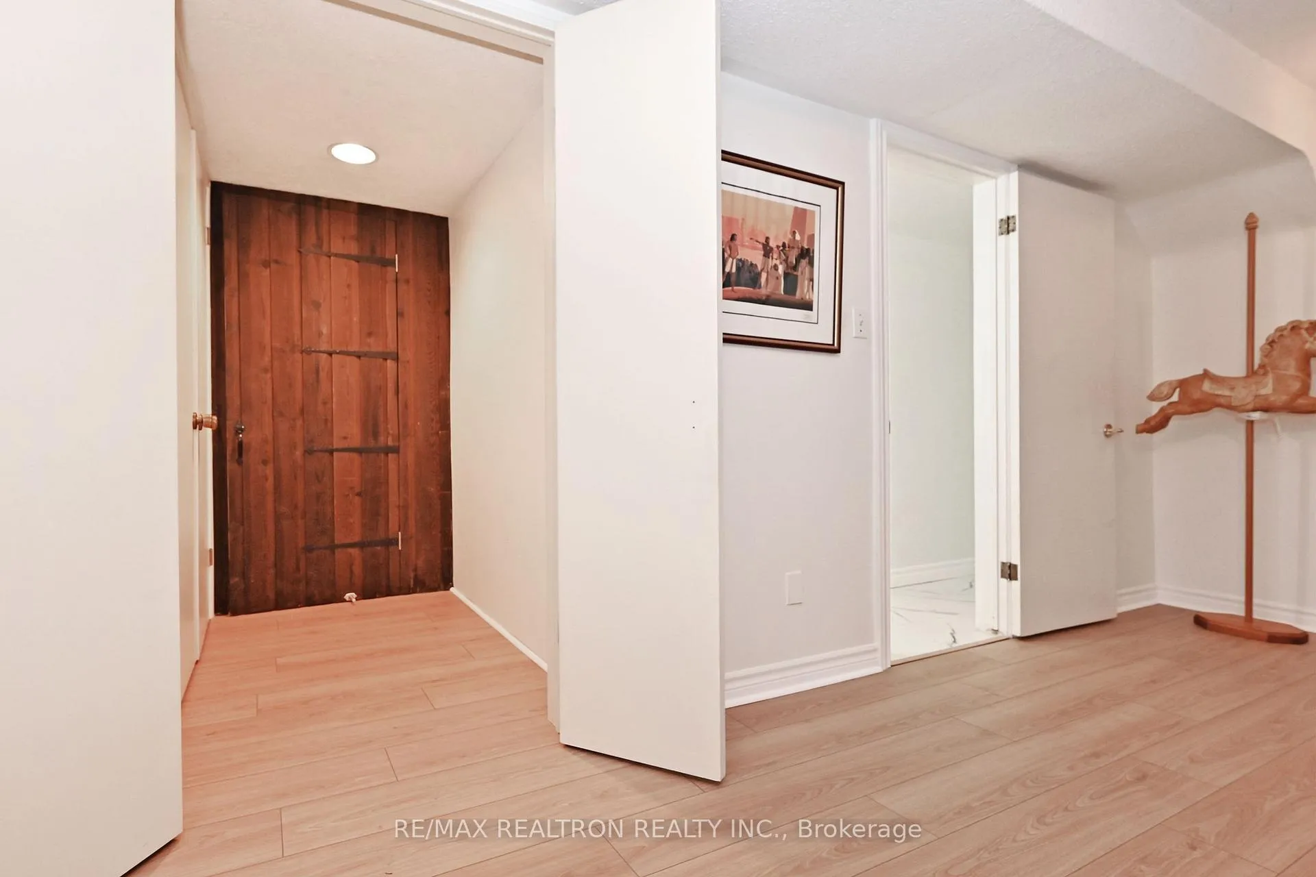 Photo 41 of 3 Whitelaw Court, Markham, Grandview — HOMEH