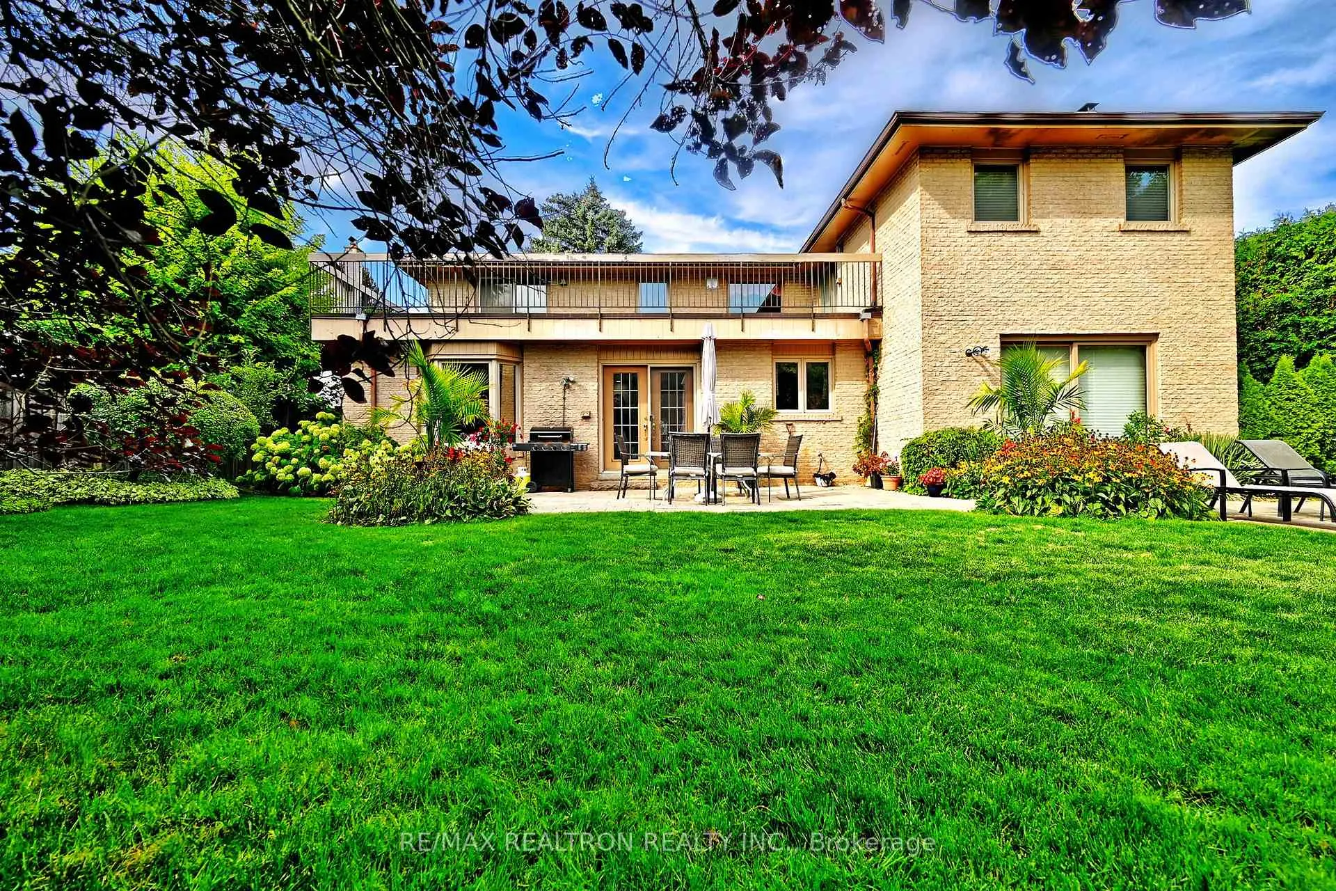 Photo 45 of 3 Whitelaw Court, Markham, Grandview — HOMEH