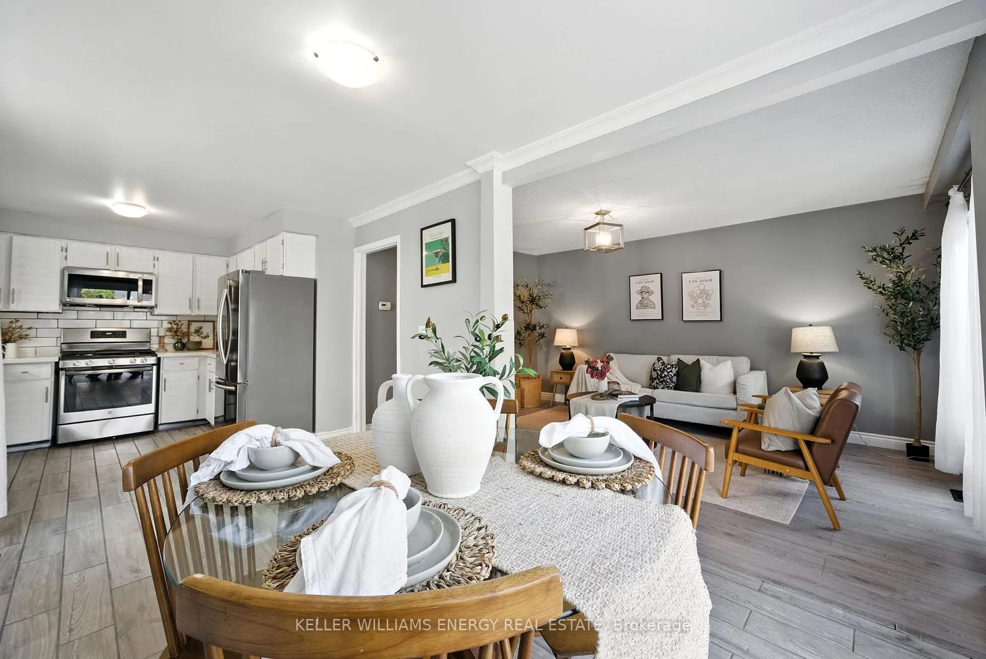 Photo 6 of 70 Hart Boulevard, Clarington, Newcastle — HOMEH