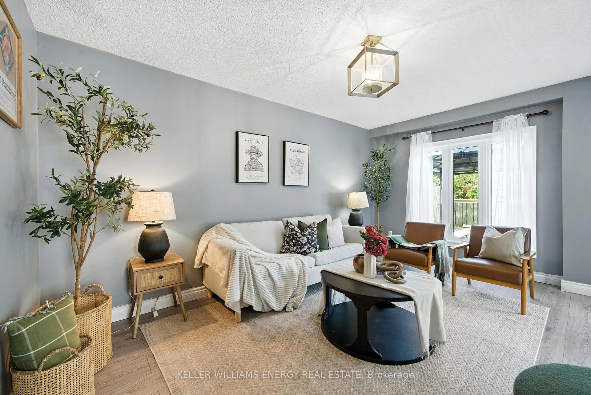 Photo 12 of 70 Hart Boulevard, Clarington, Newcastle — HOMEH
