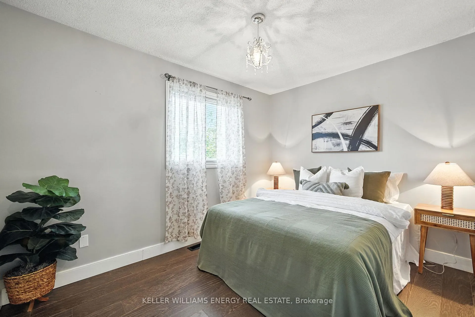 Photo 22 of 70 Hart Boulevard, Clarington, Newcastle — HOMEH