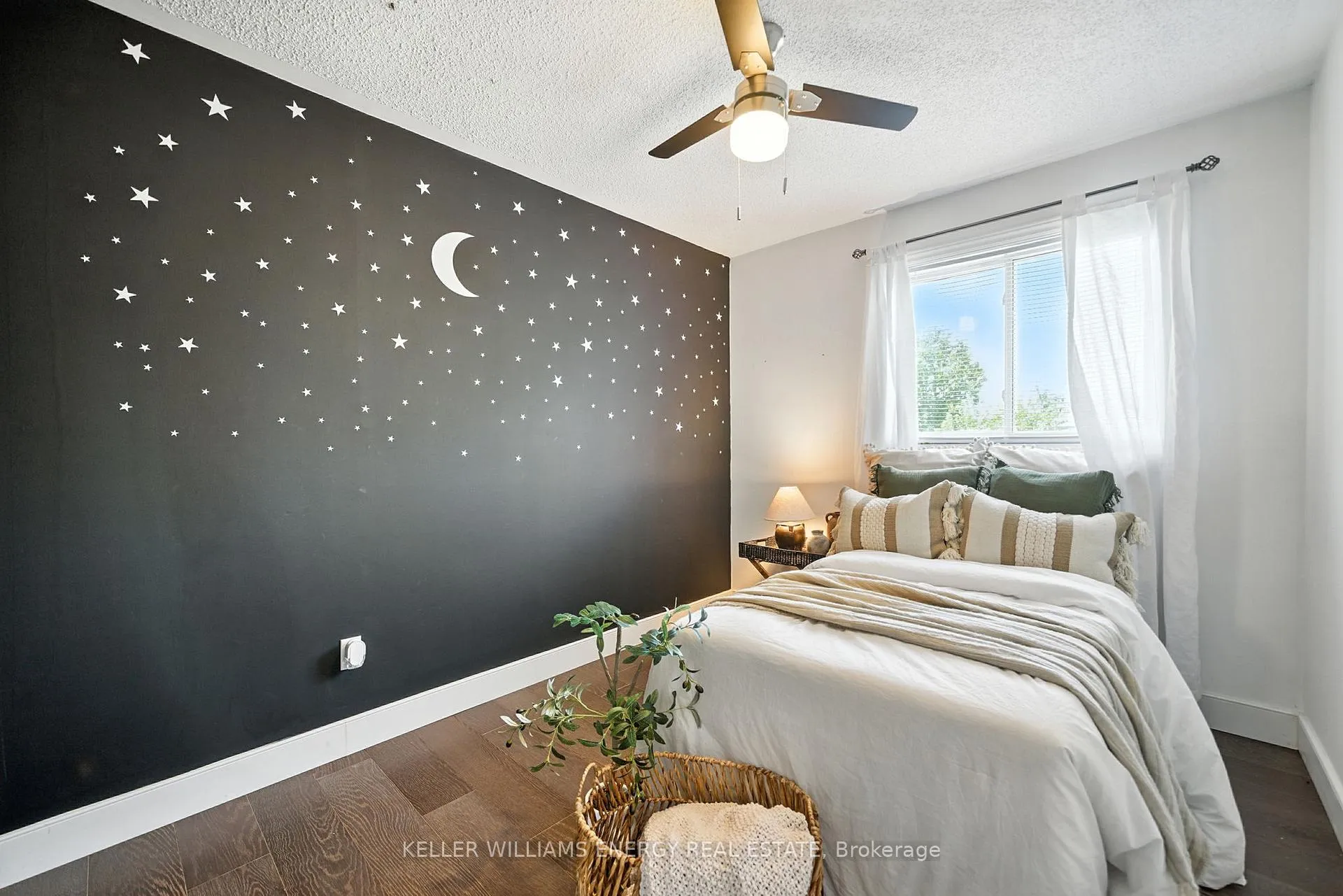 Photo 23 of 70 Hart Boulevard, Clarington, Newcastle — HOMEH