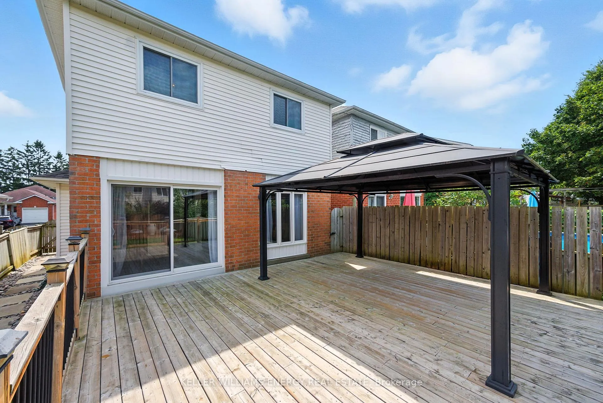 Photo 27 of 70 Hart Boulevard, Clarington, Newcastle — HOMEH