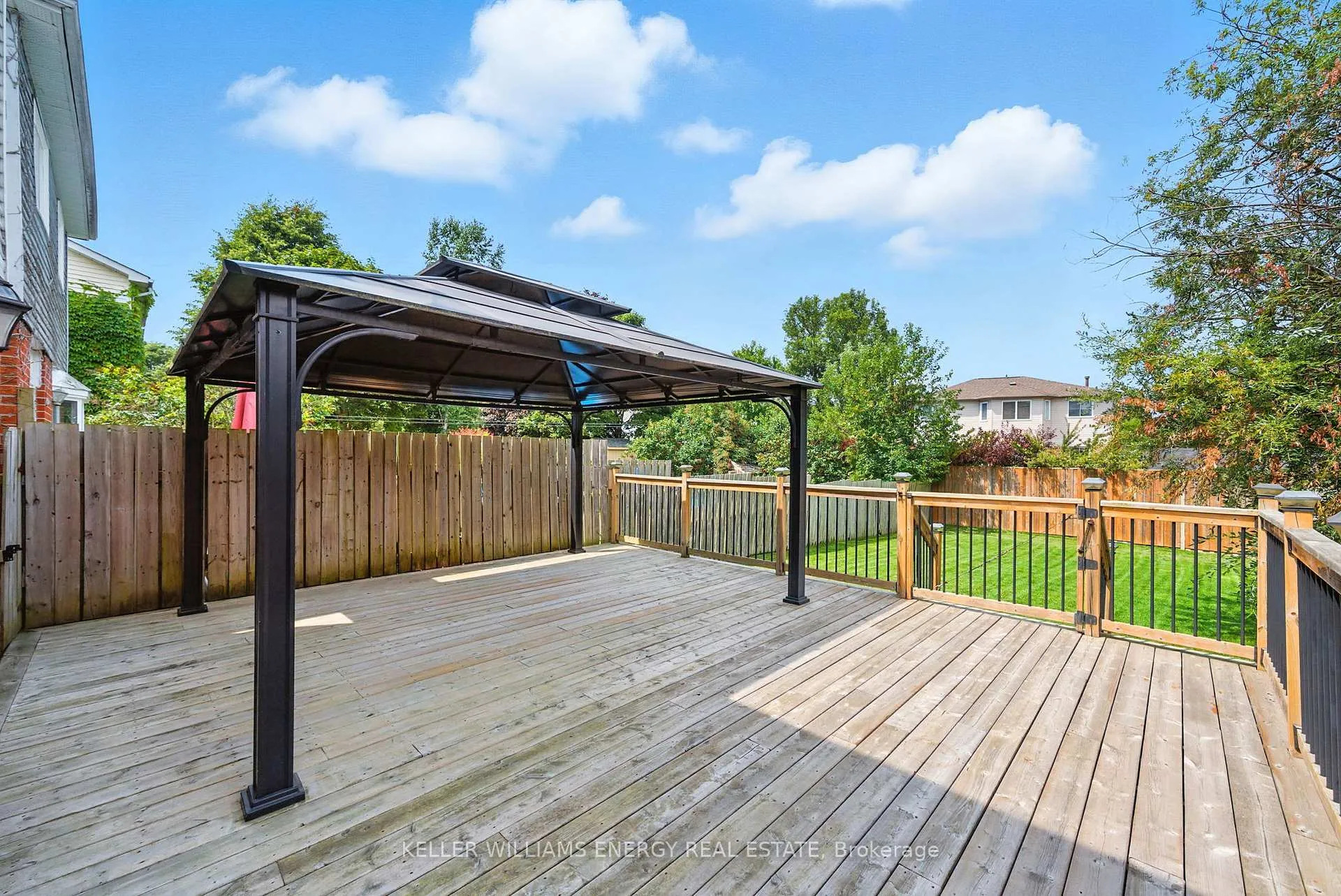 Photo 28 of 70 Hart Boulevard, Clarington, Newcastle — HOMEH