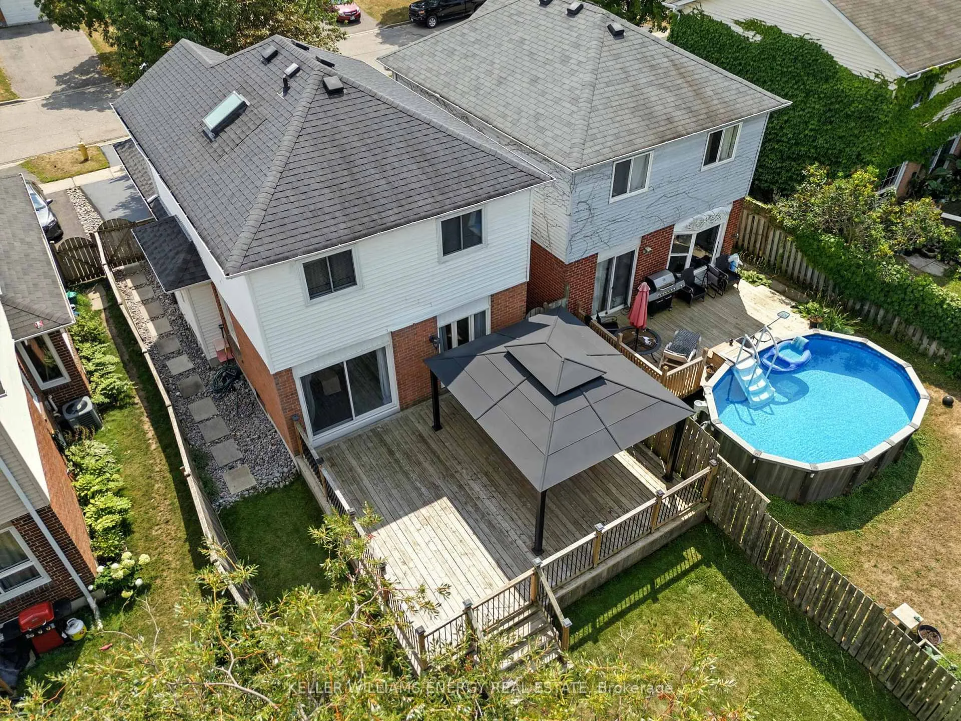 Photo 29 of 70 Hart Boulevard, Clarington, Newcastle — HOMEH