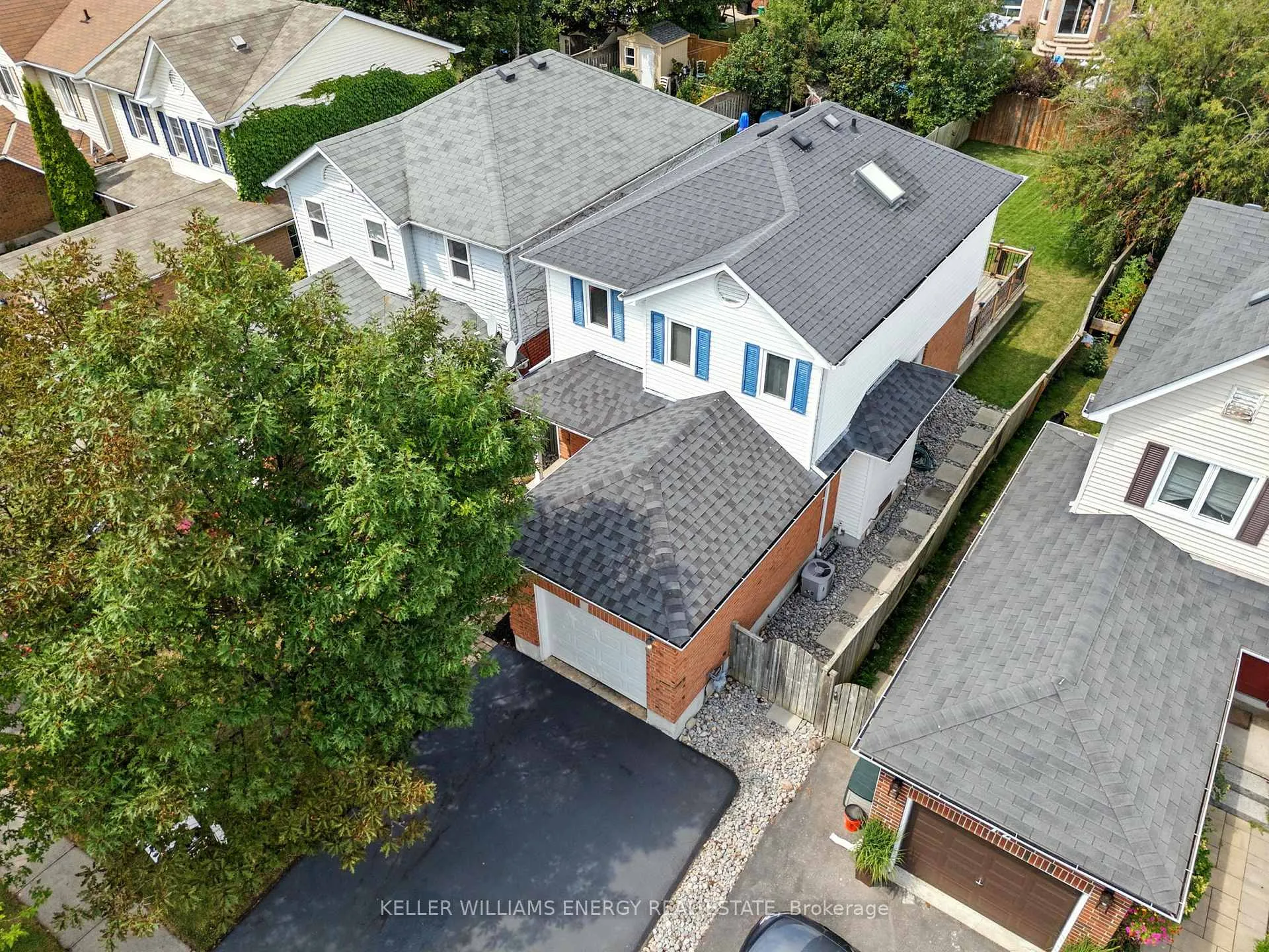 Photo 35 of 70 Hart Boulevard, Clarington, Newcastle — HOMEH