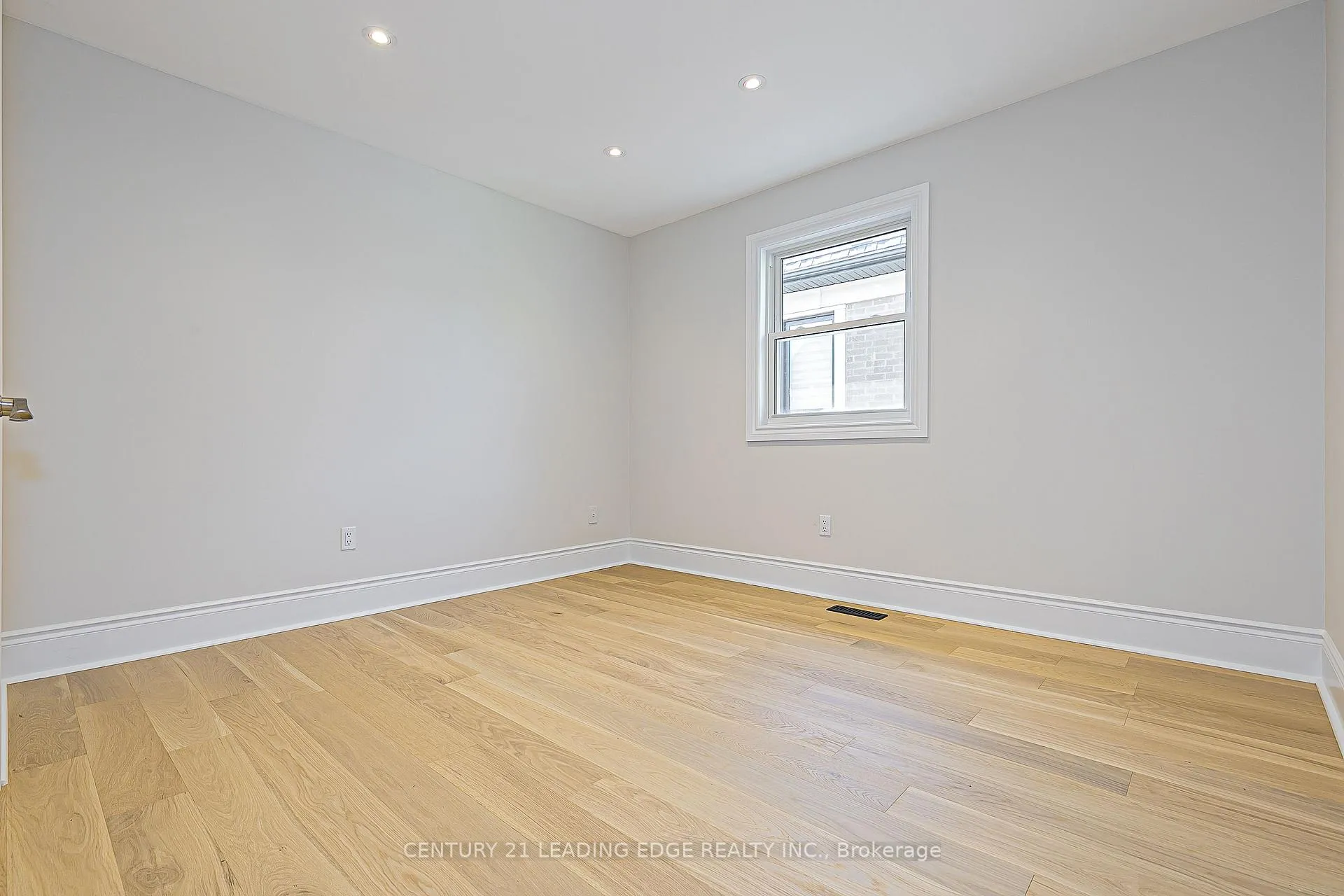 Photo 20 of 2 Homestead Court, Markham, Bullock — HOMEH