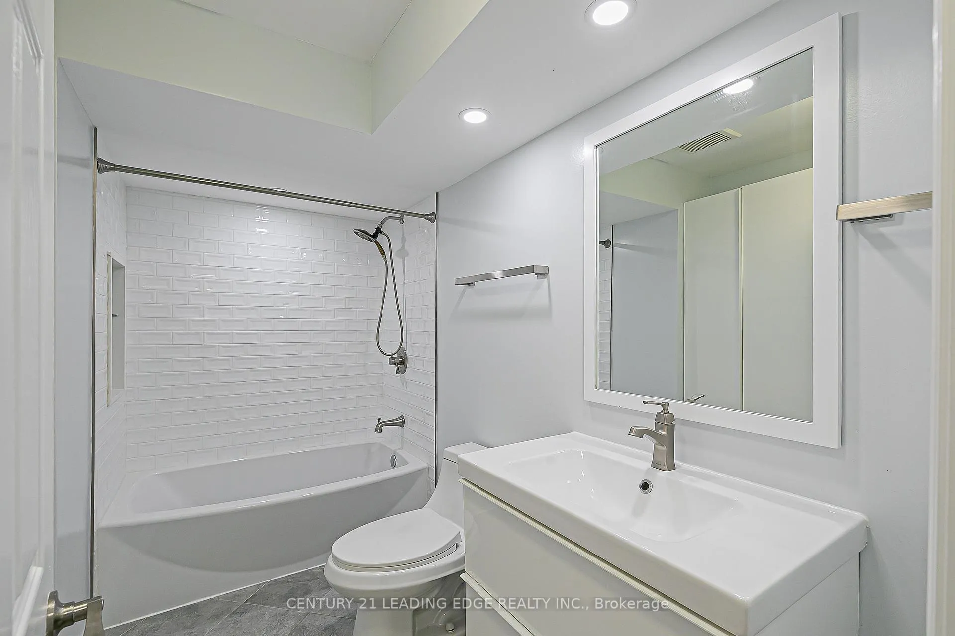 Photo 29 of 2 Homestead Court, Markham, Bullock — HOMEH