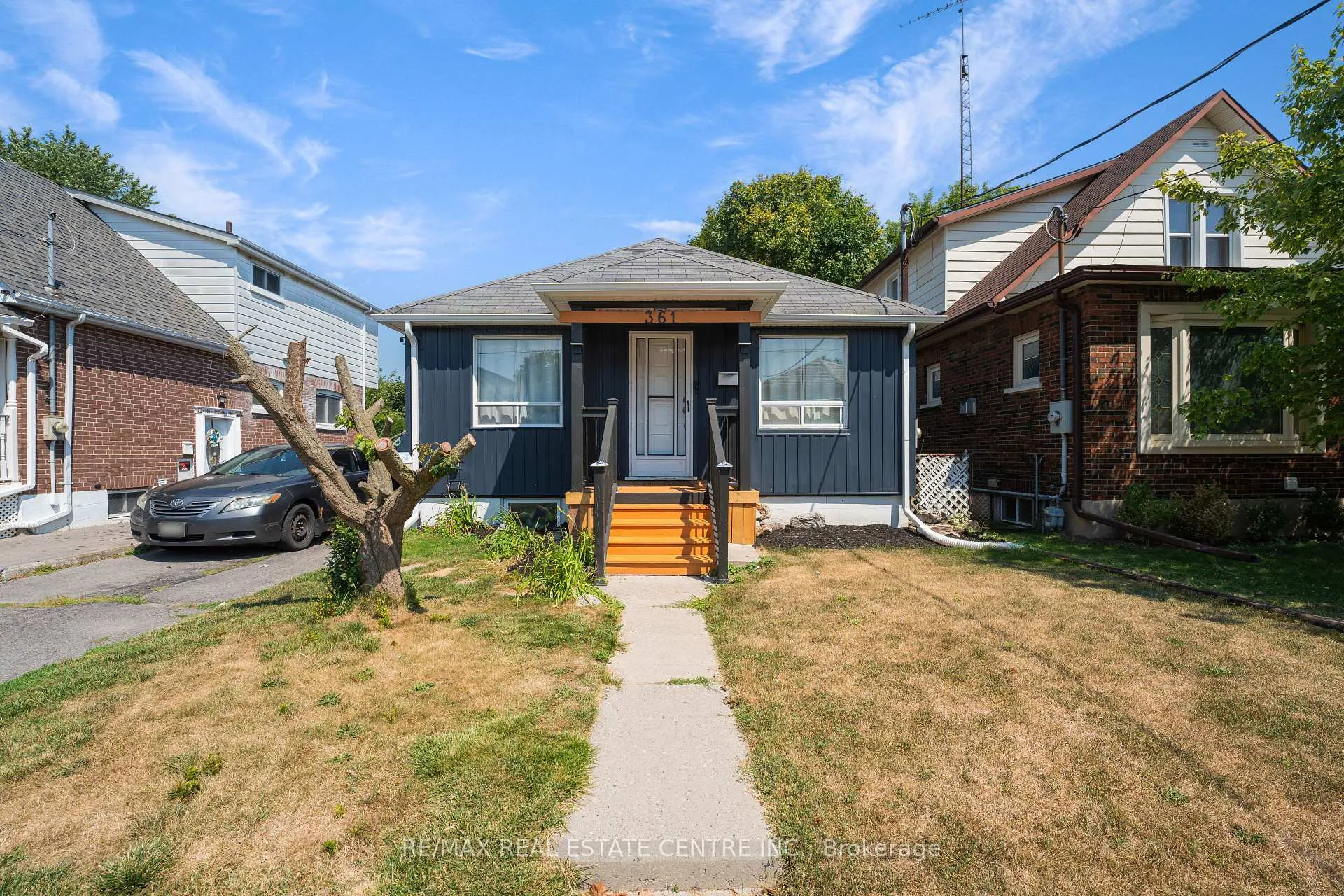 Photo 1 of 361 Jarvis Street, Oshawa, O'Neill — HOMEH