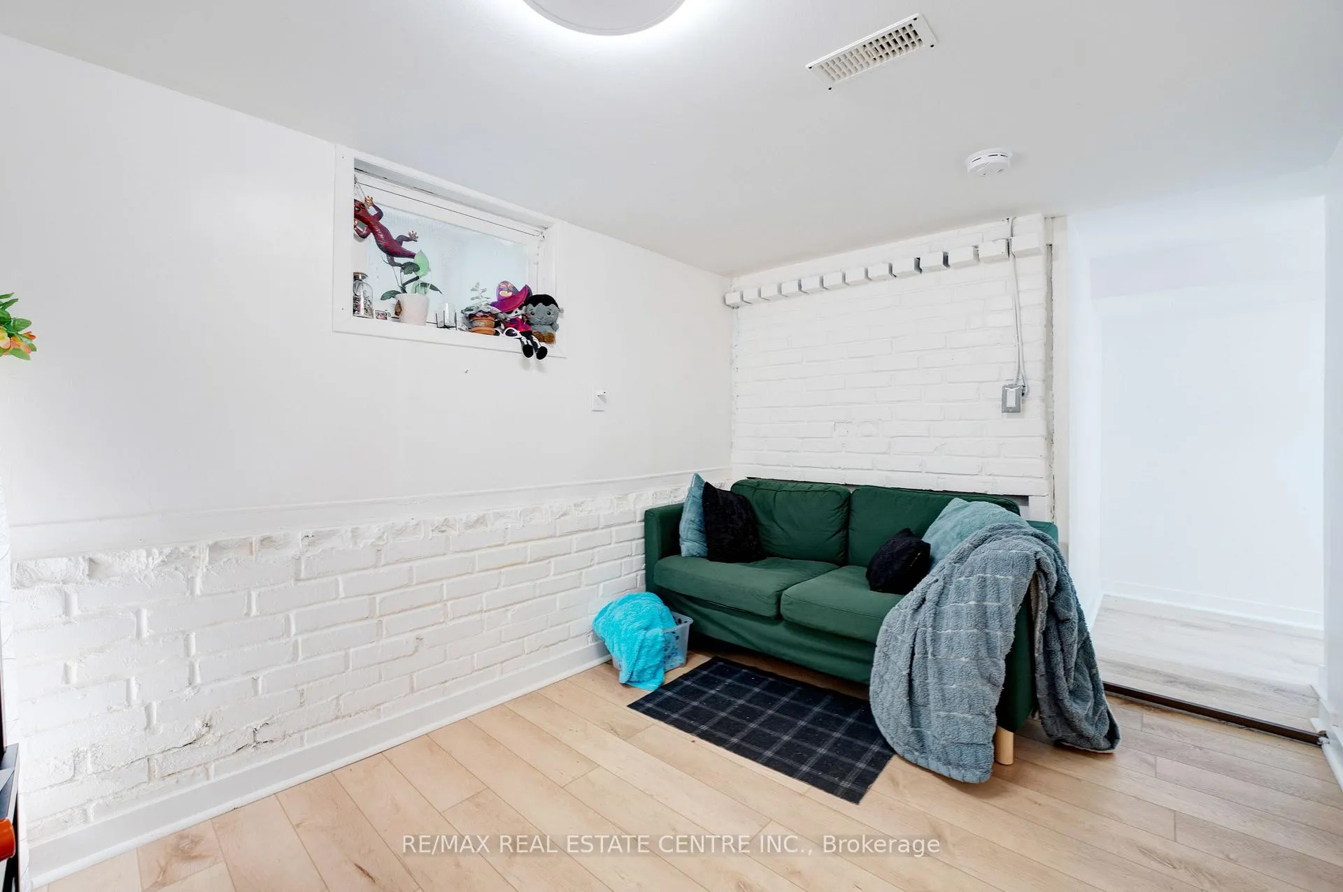 Photo 23 of 361 Jarvis Street, Oshawa, O'Neill — HOMEH