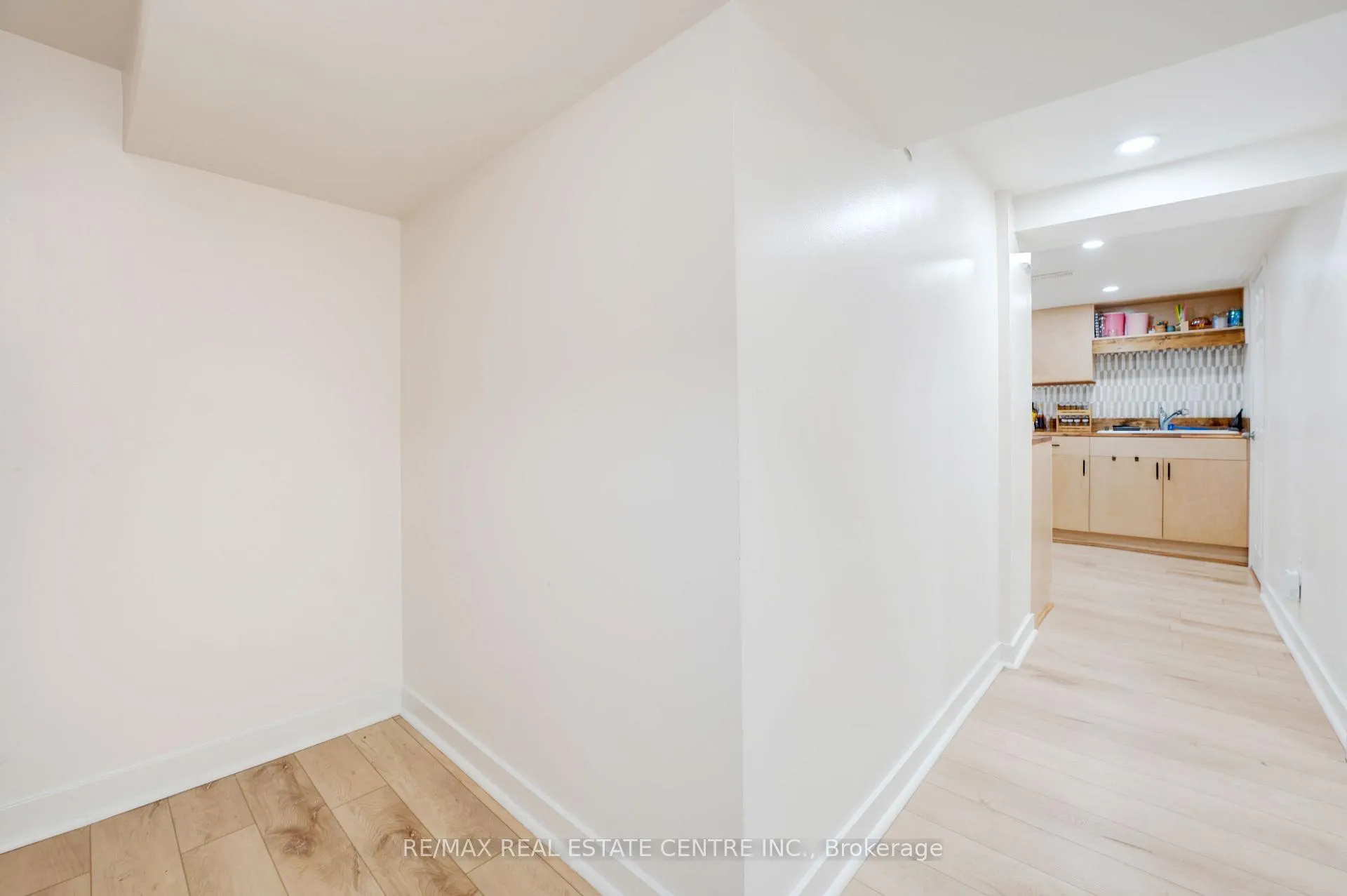 Photo 39 of 361 Jarvis Street, Oshawa, O'Neill — HOMEH