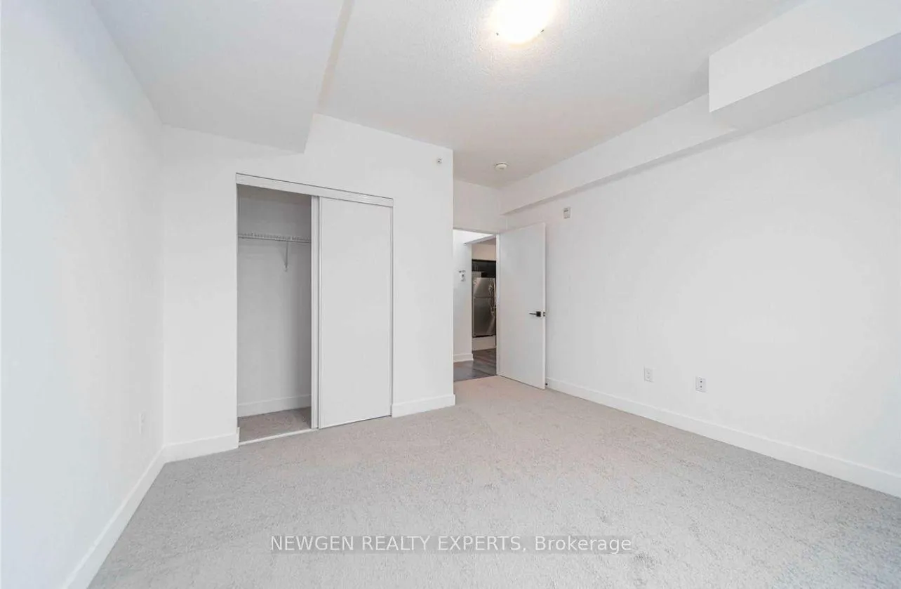 Photo 9 of Unit 609, 4 Spice Way, Barrie, Innis-Shore — HOMEH