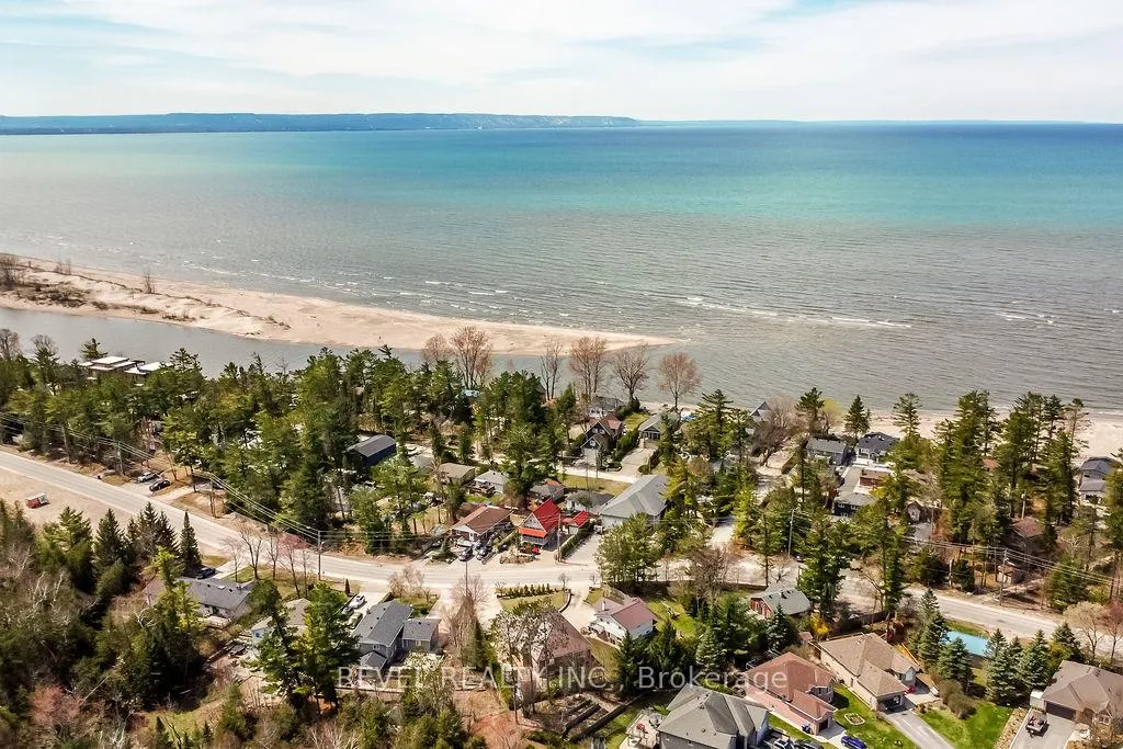 Photo 2 of Unit 224, 85 Theme Park Drive N, Wasaga Beach — HOMEH