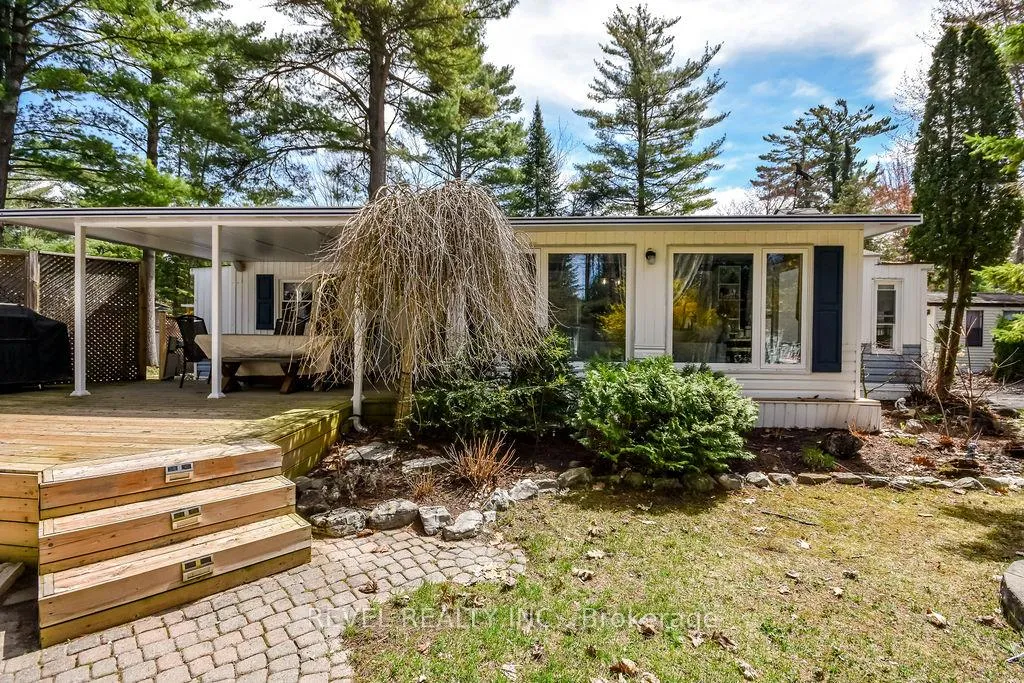 Photo 6 of Unit 224, 85 Theme Park Drive N, Wasaga Beach — HOMEH