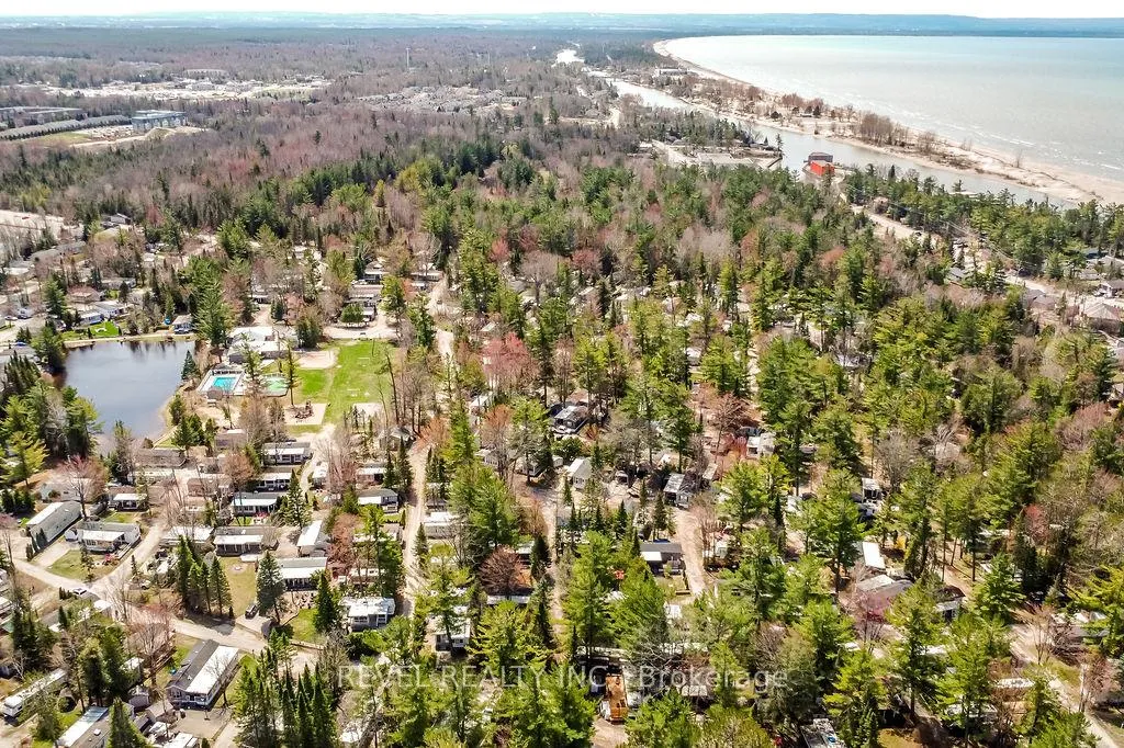 Photo 28 of Unit 224, 85 Theme Park Drive N, Wasaga Beach — HOMEH