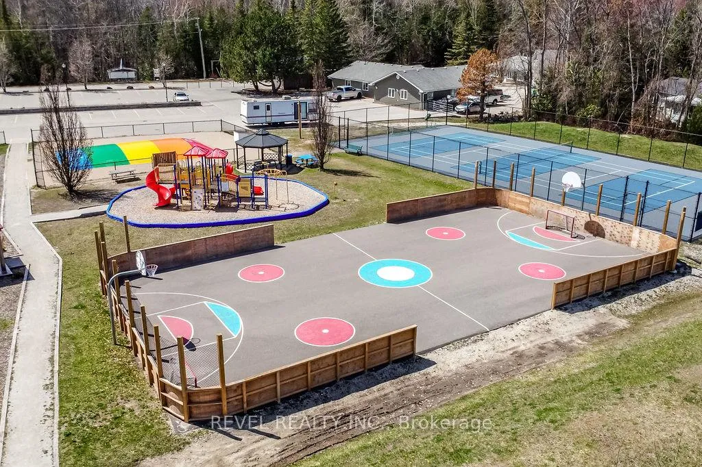Photo 32 of Unit 224, 85 Theme Park Drive N, Wasaga Beach — HOMEH