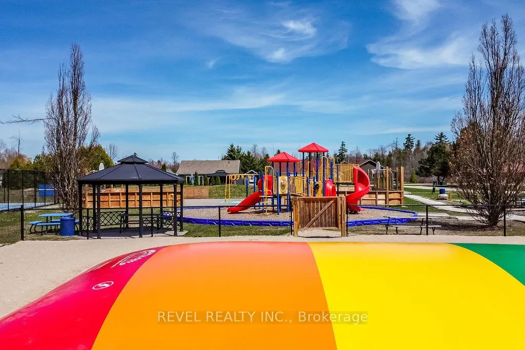 Photo 34 of Unit 224, 85 Theme Park Drive N, Wasaga Beach — HOMEH