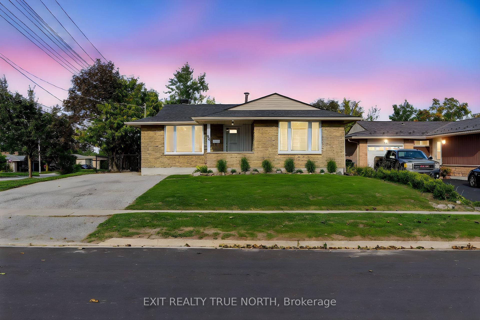 Photo 2 of 23 Janine Street, Barrie, Cundles East — HOMEH